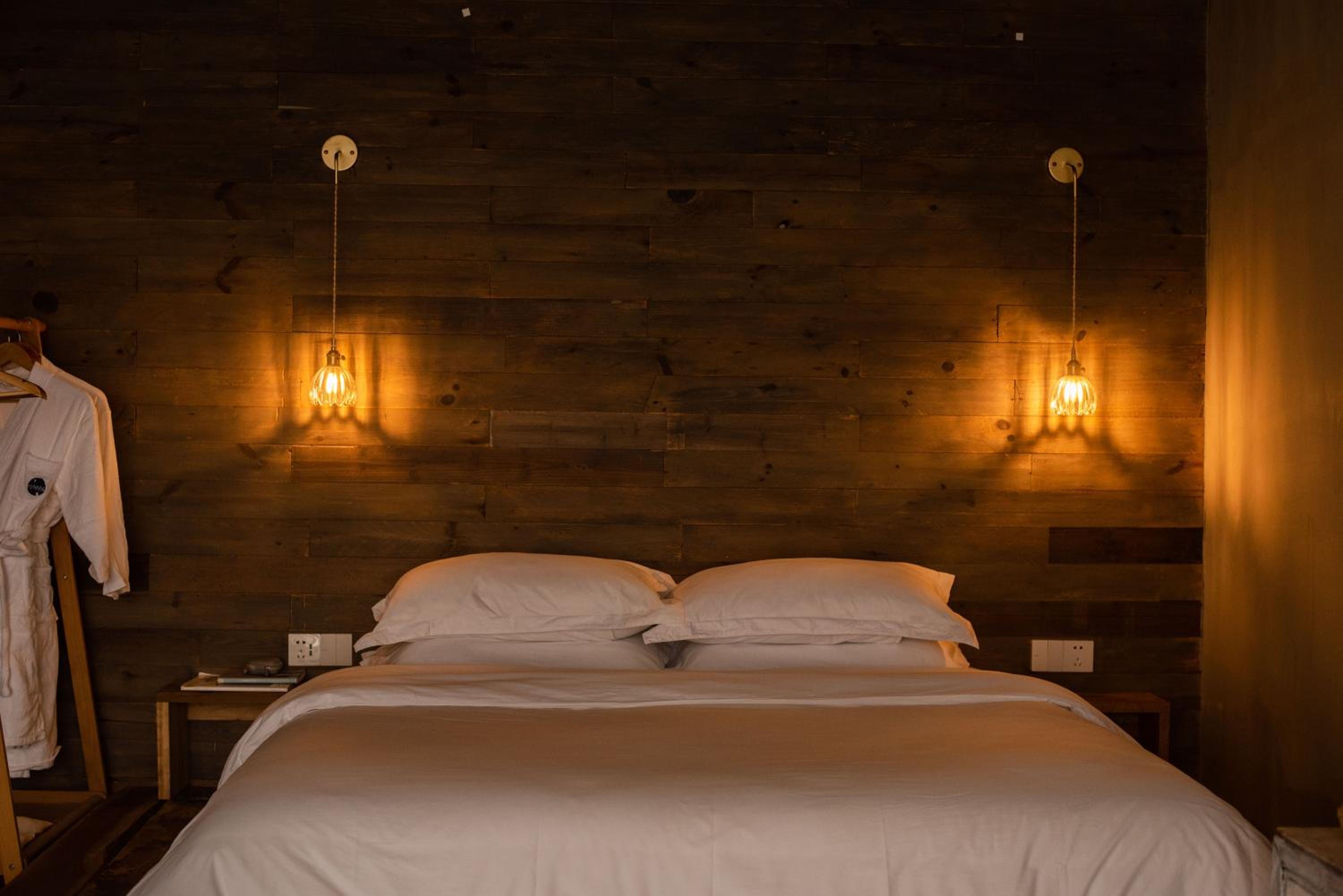 Double Room with Spa Bath photo 1