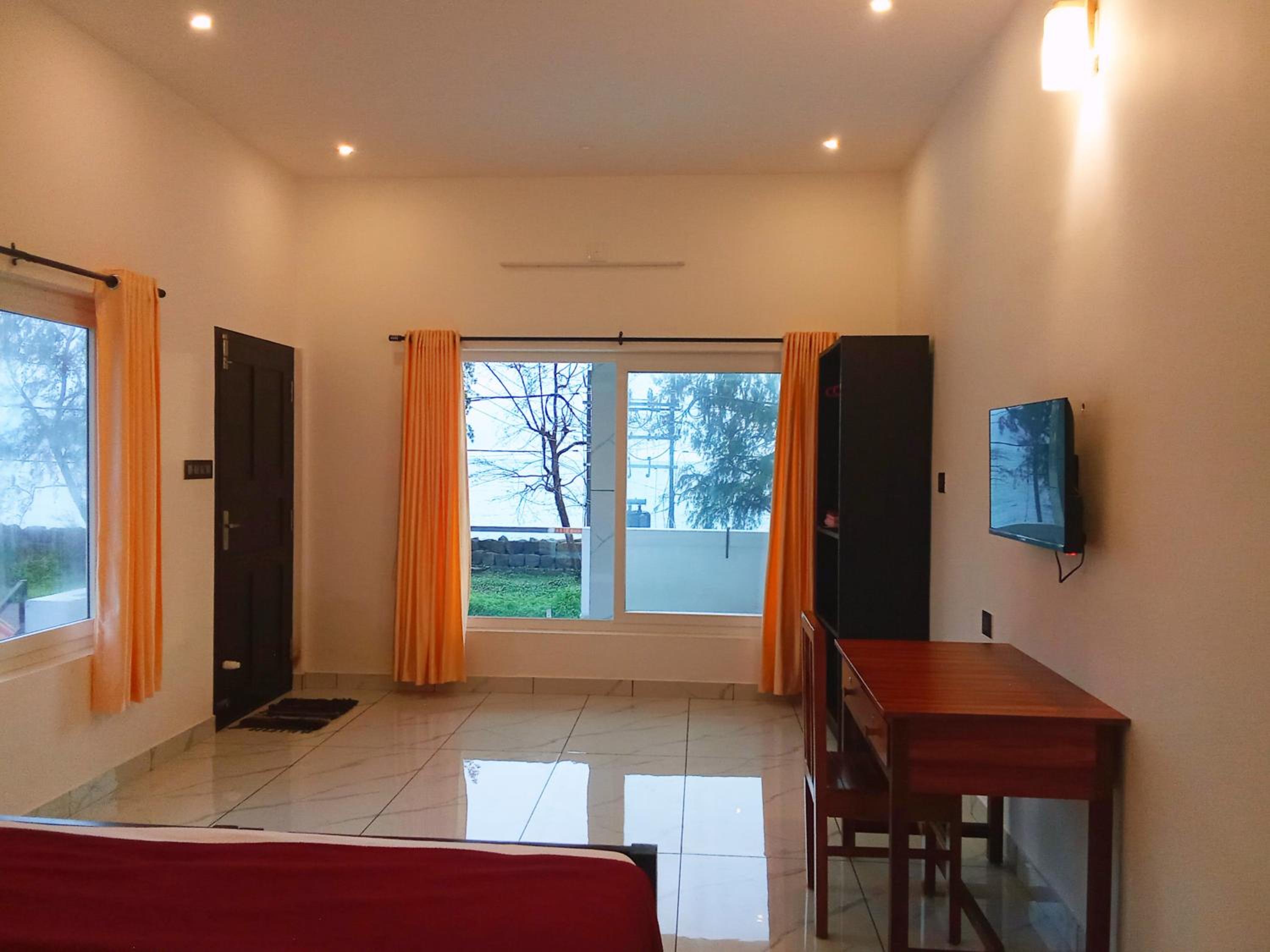Family Room with Sea View photo 2