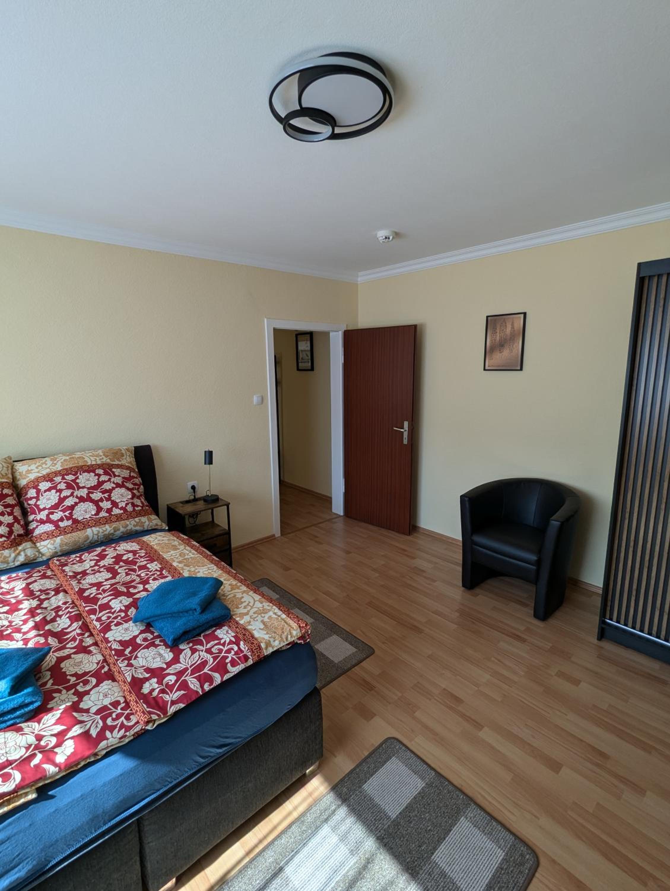 One-Bedroom Apartment photo 2