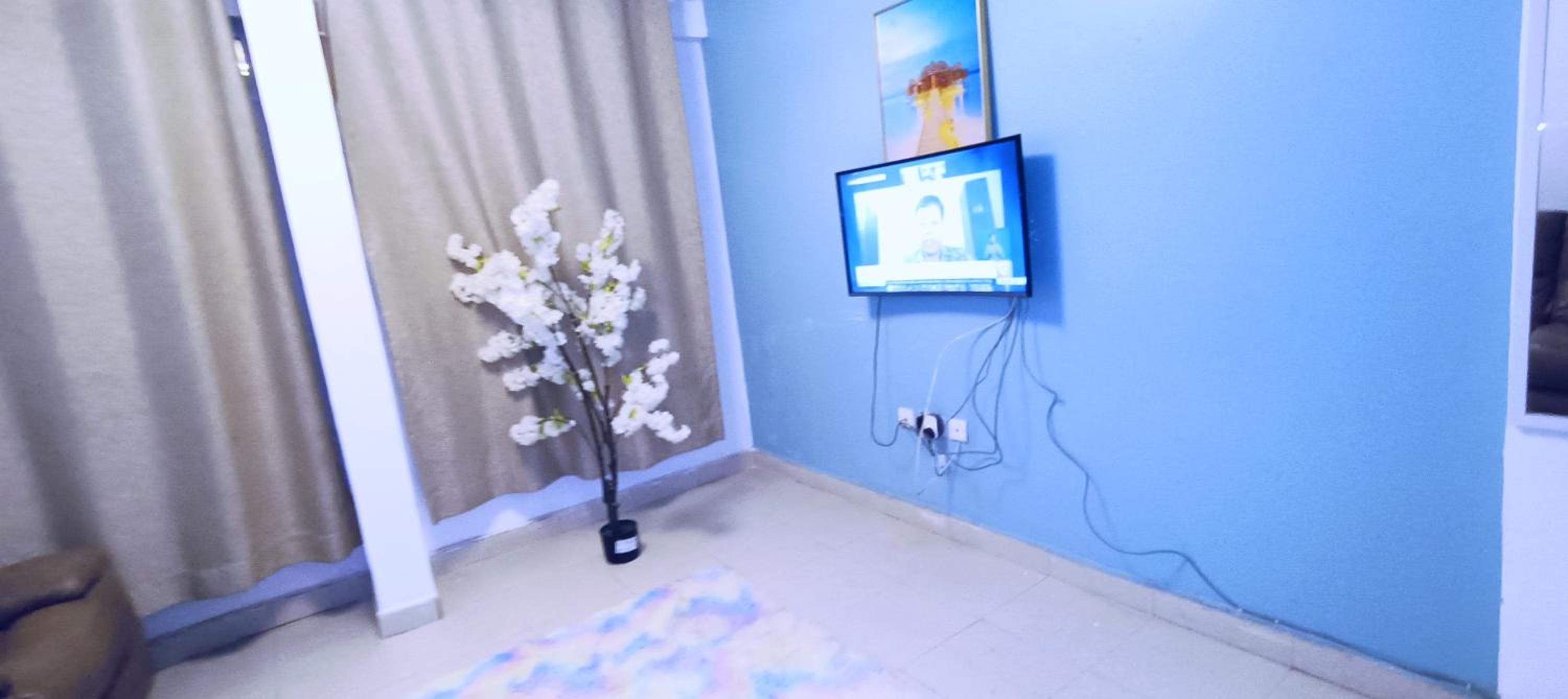 One-Bedroom Apartment - Photo 31