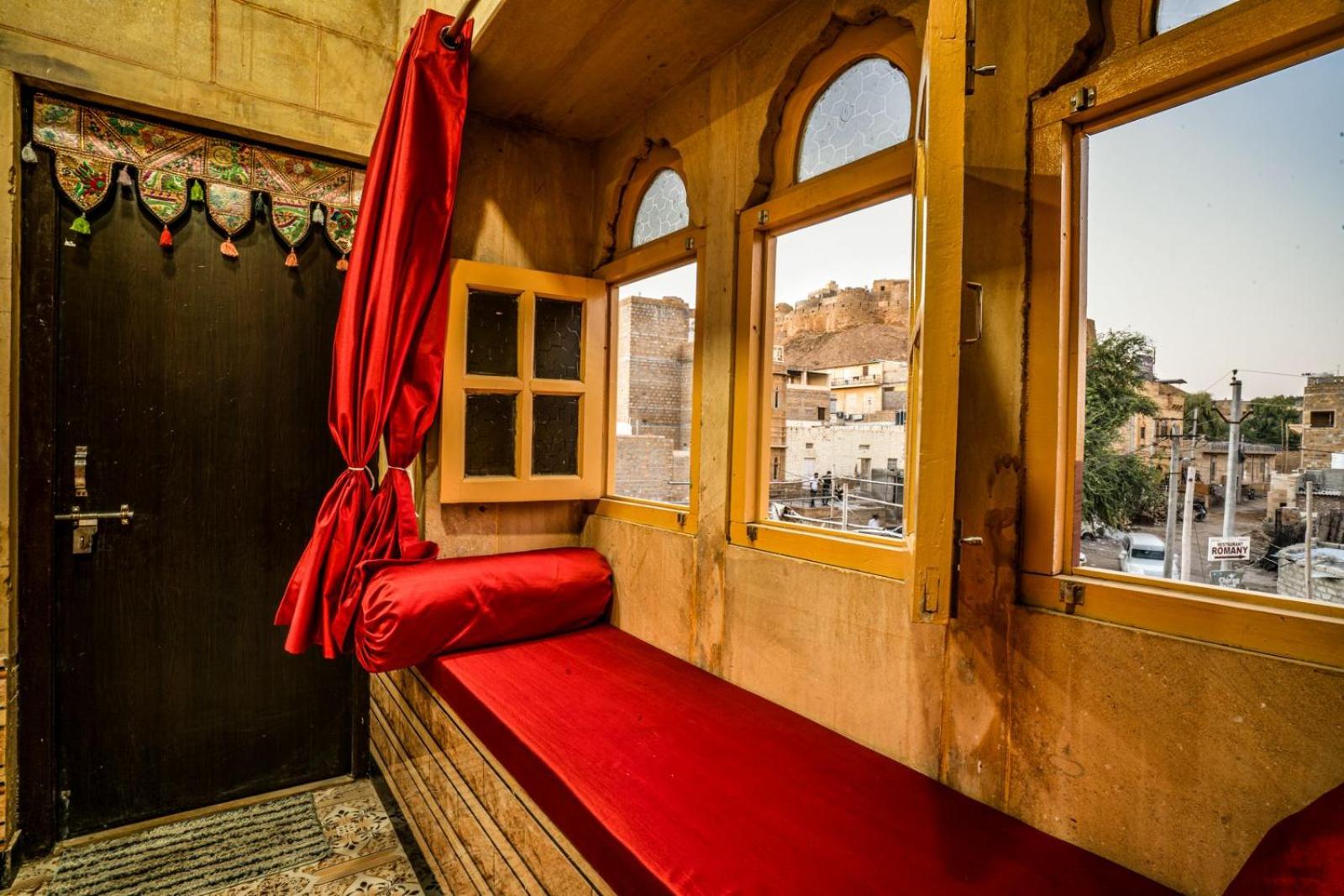 Deluxe Double Room with Castle View
