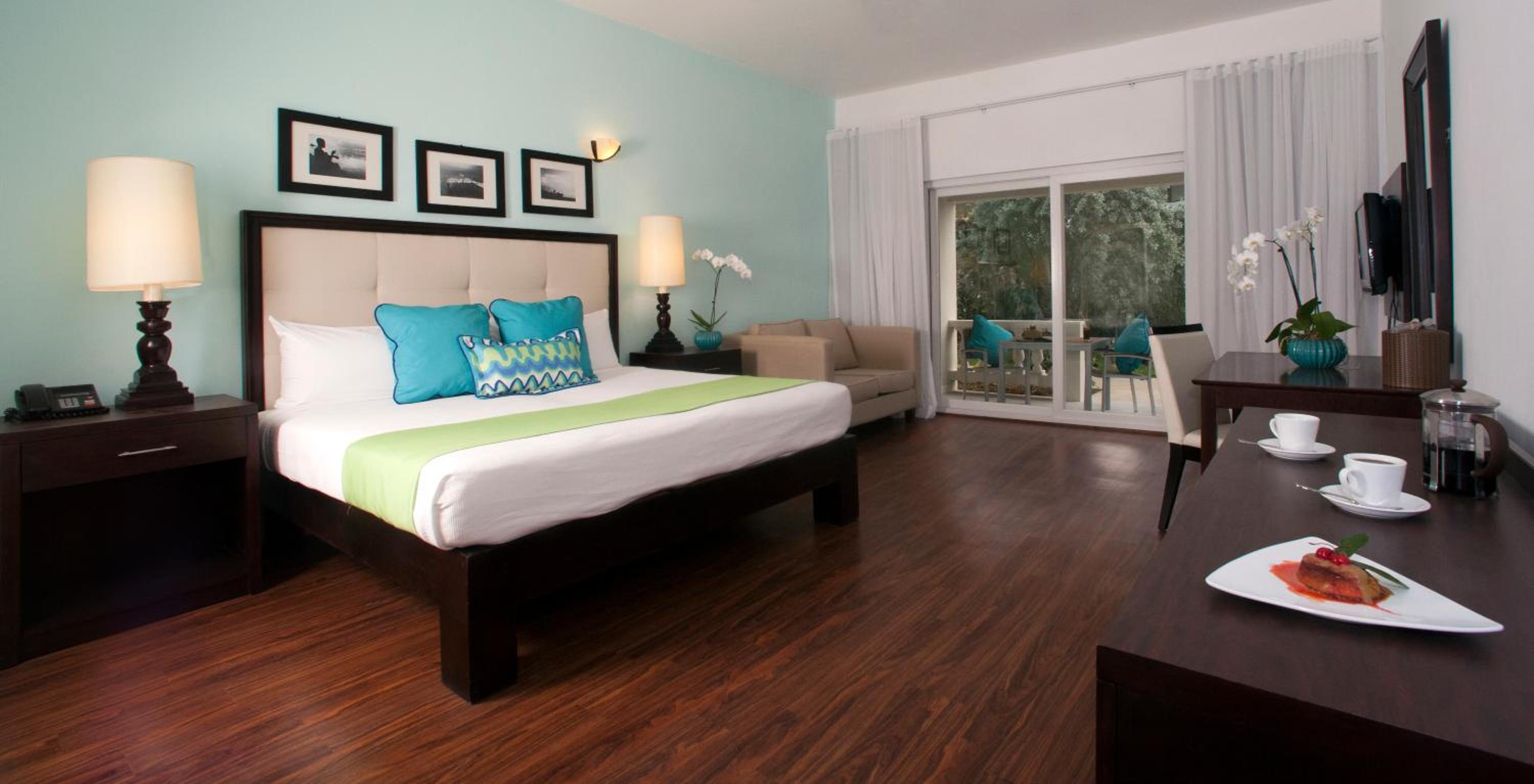 King Junior Suite with Ocean View - Photo 3