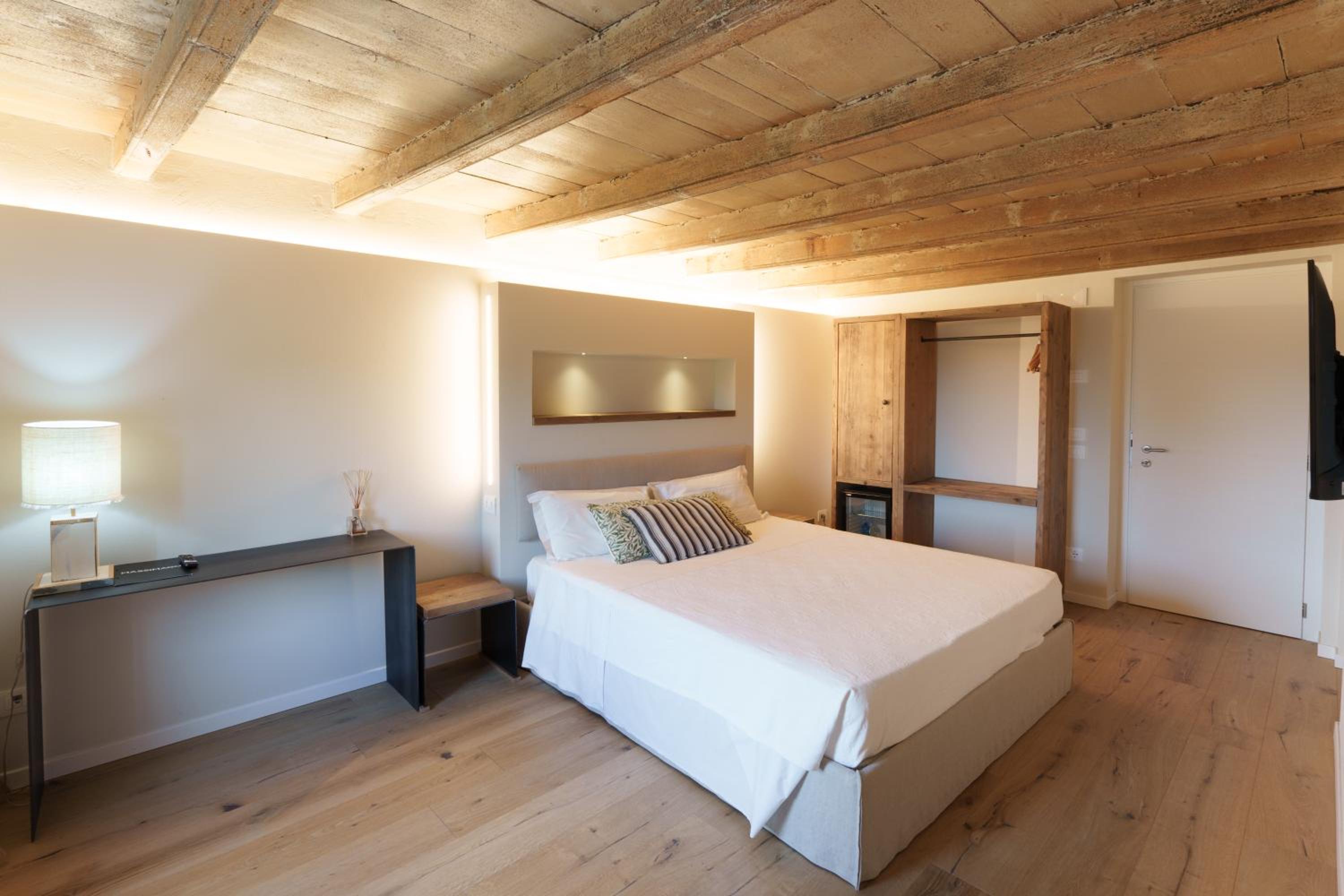 Junior Suite - Photo 2