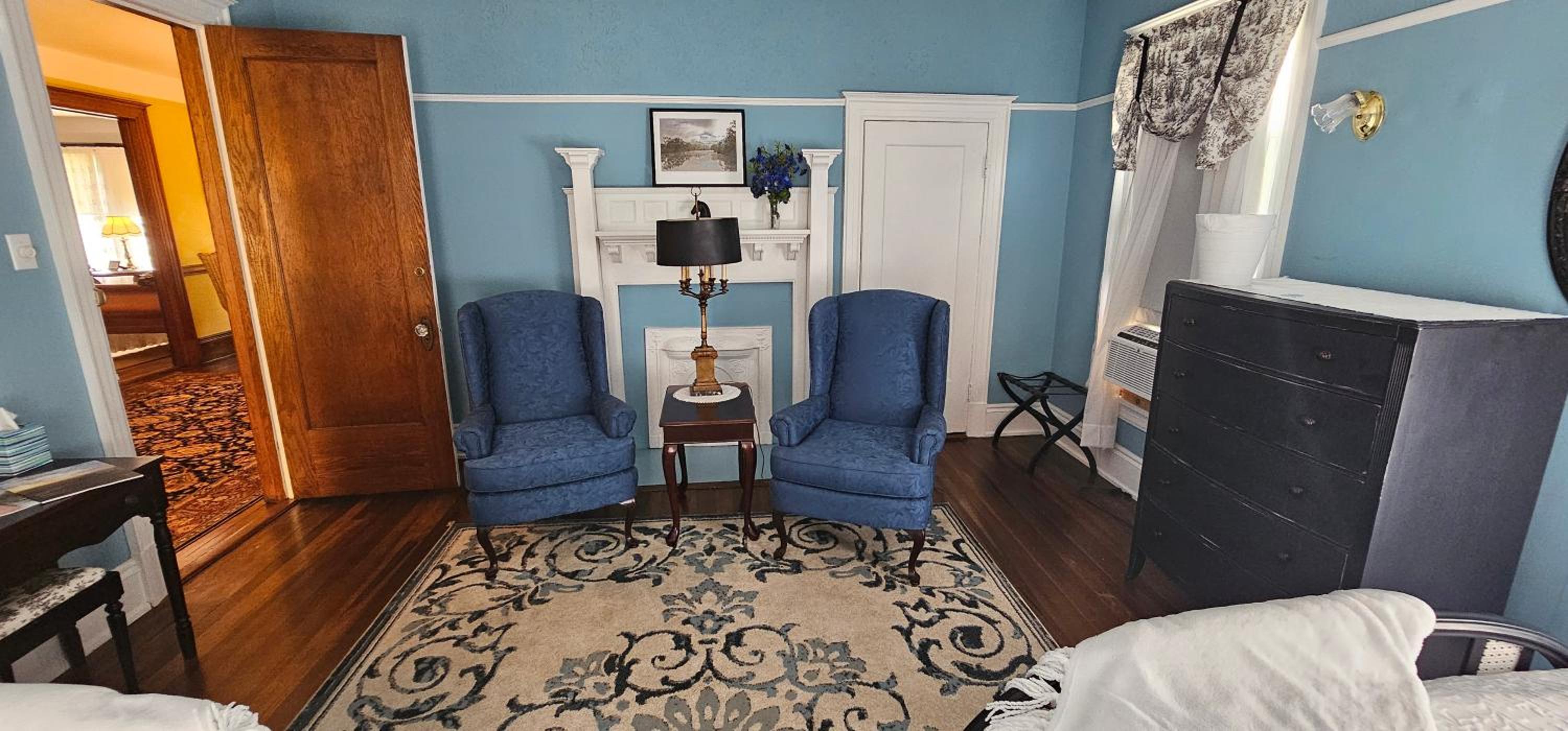 Double Room With Private Bathroom photo 1