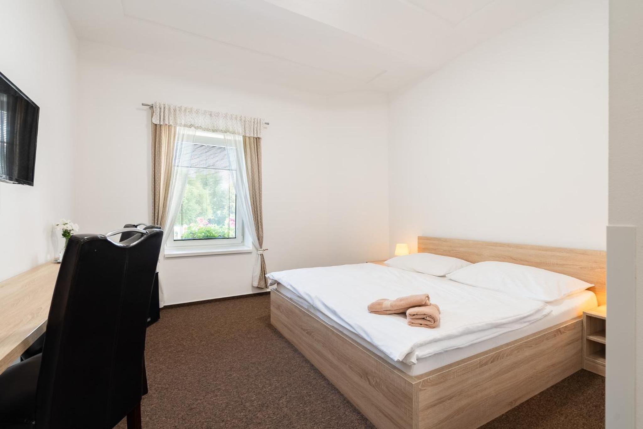 Double Room with Private Bathroom photo 1