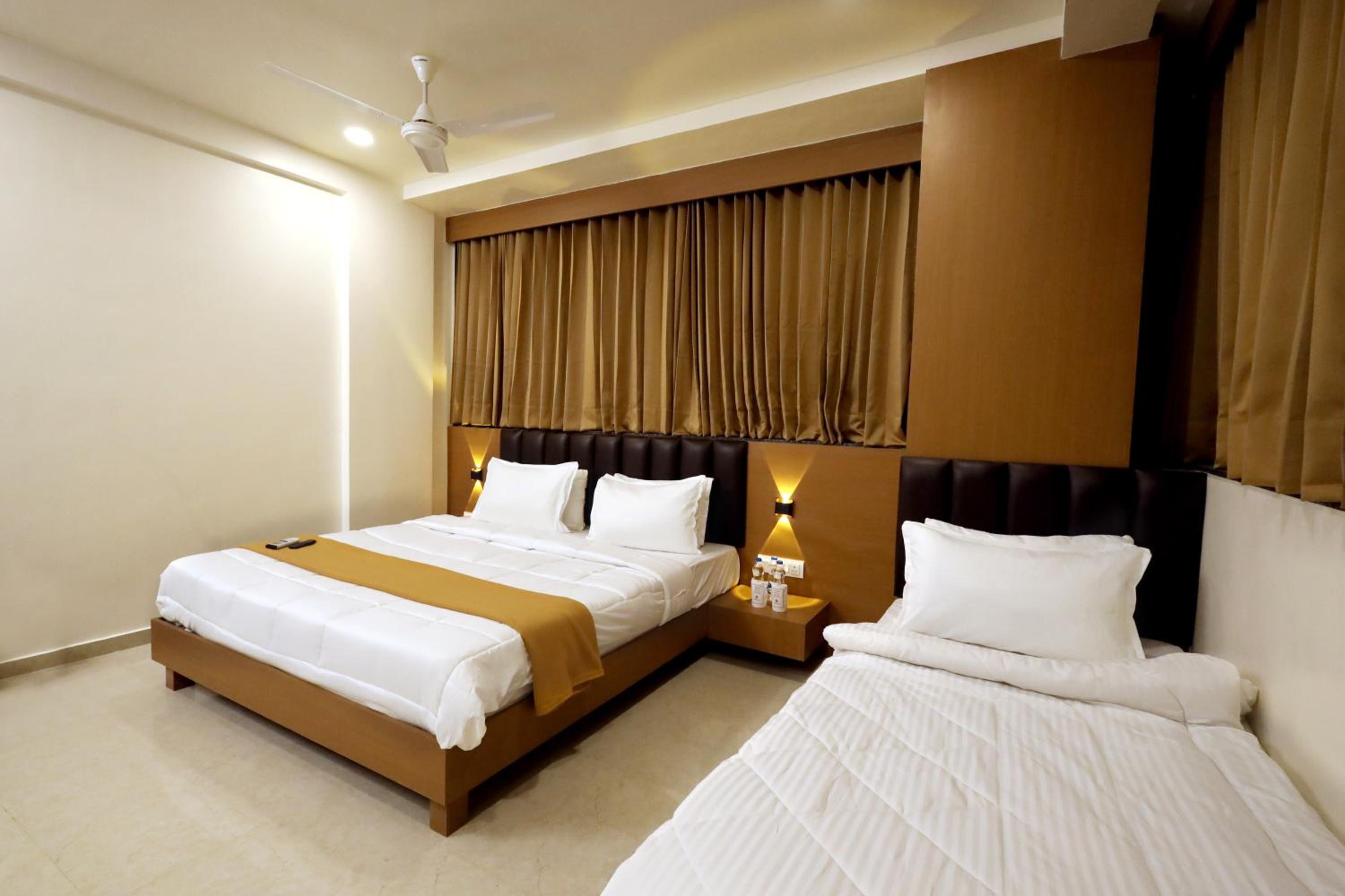 Executive Triple Room