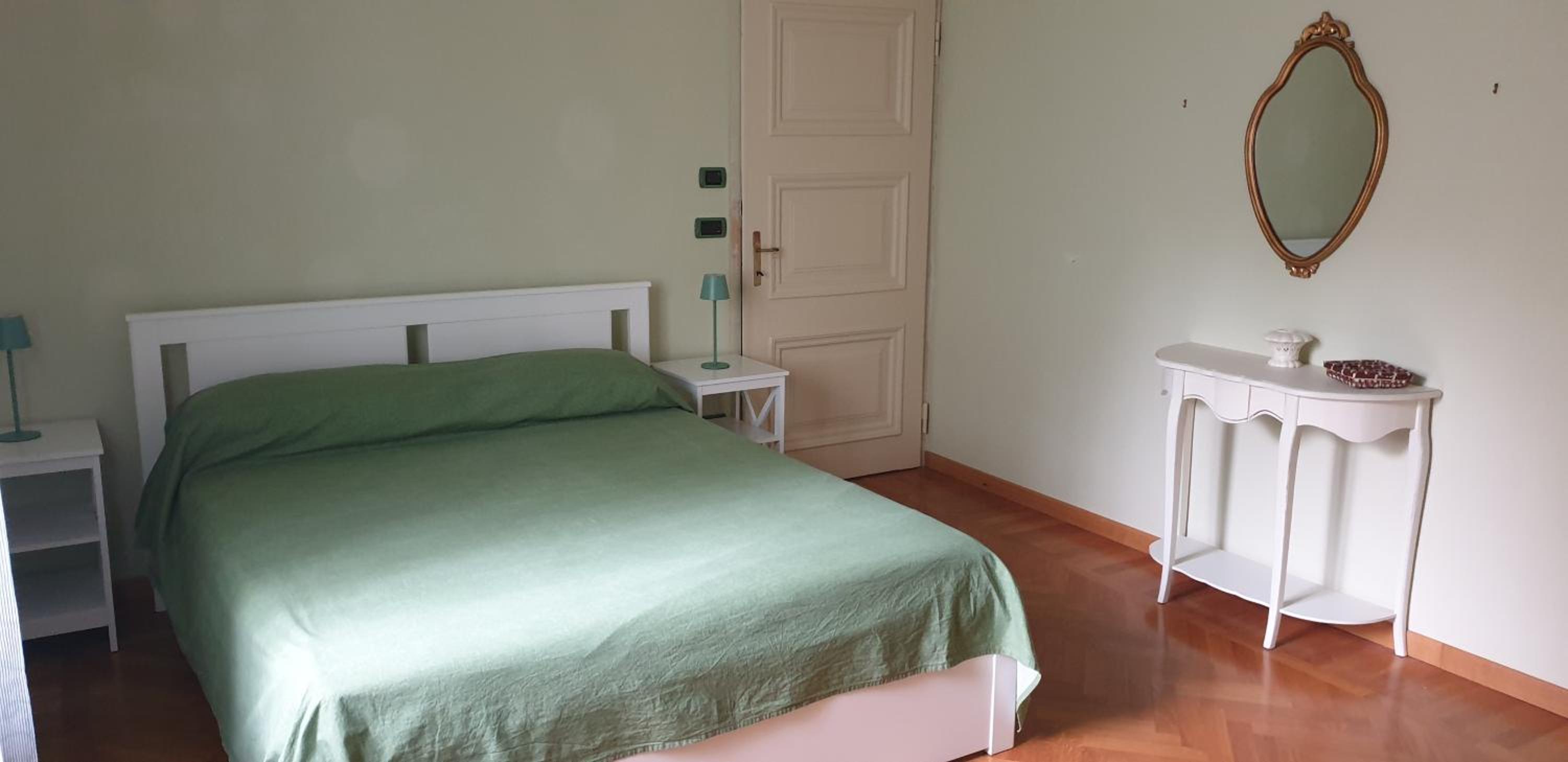 Double Room with Private External Bathroom