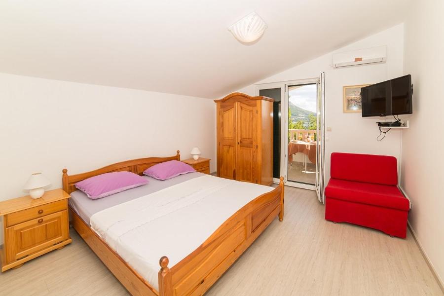 Triple Room With Balcony