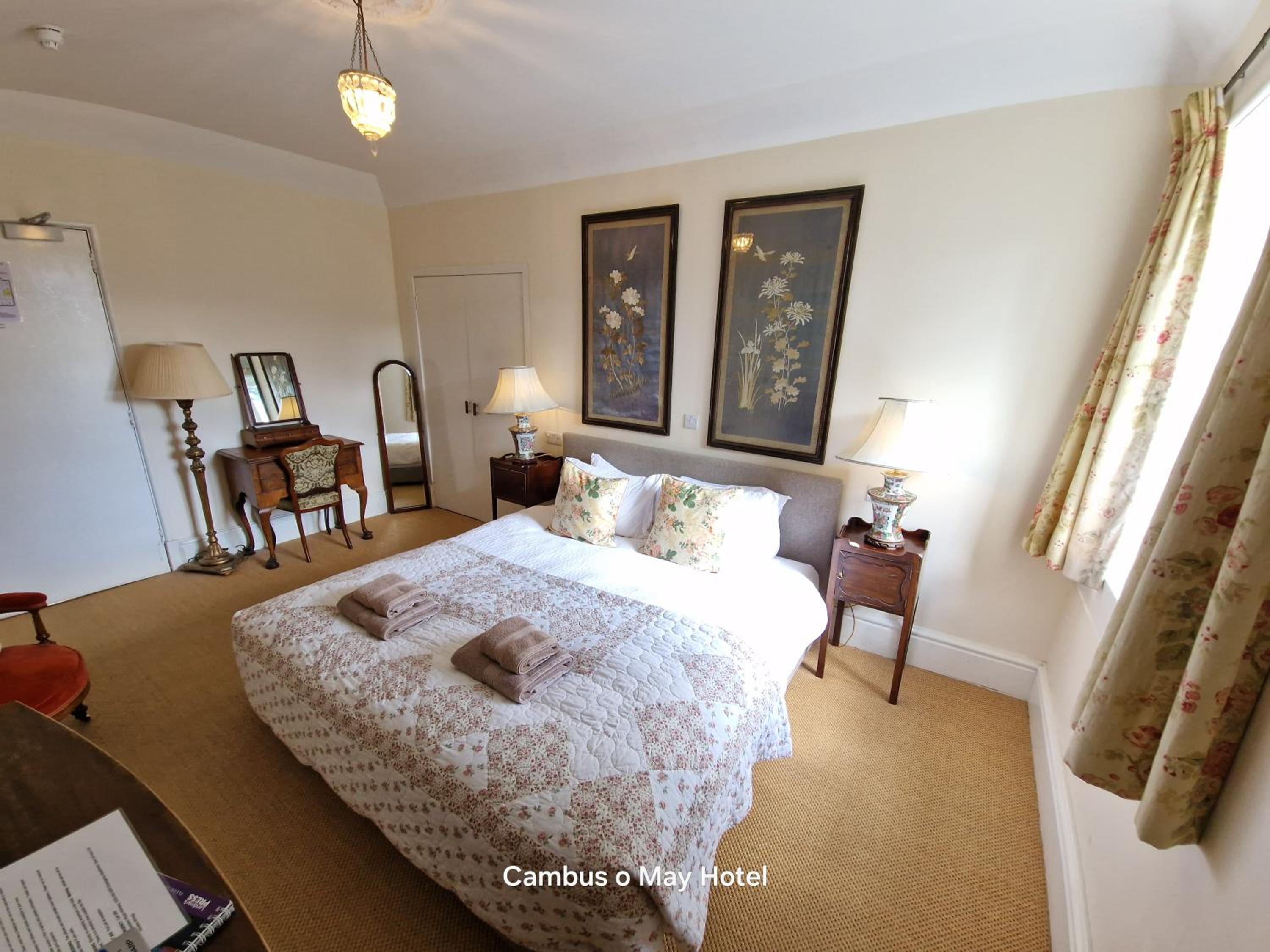 Double Room with Mountain View