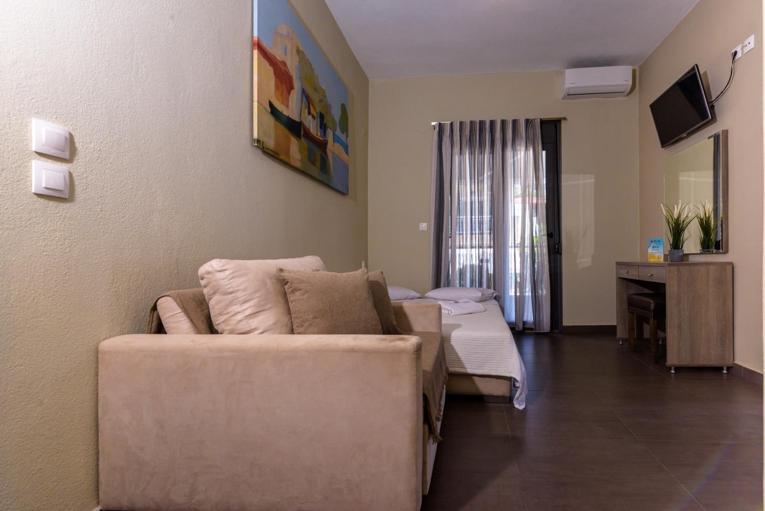 Apartment with Sea View - Photo 22