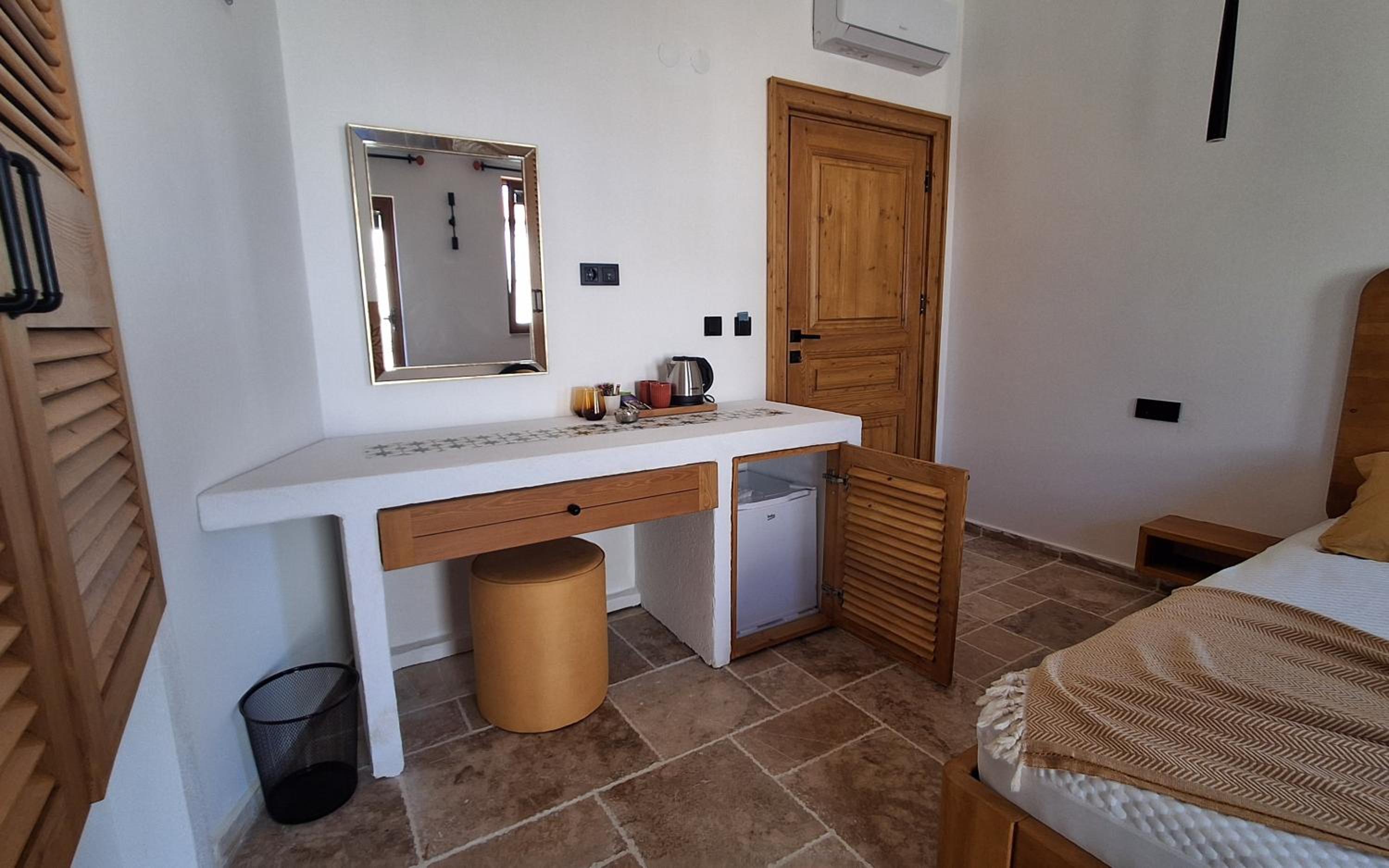 Double Room With Balcony photo 3