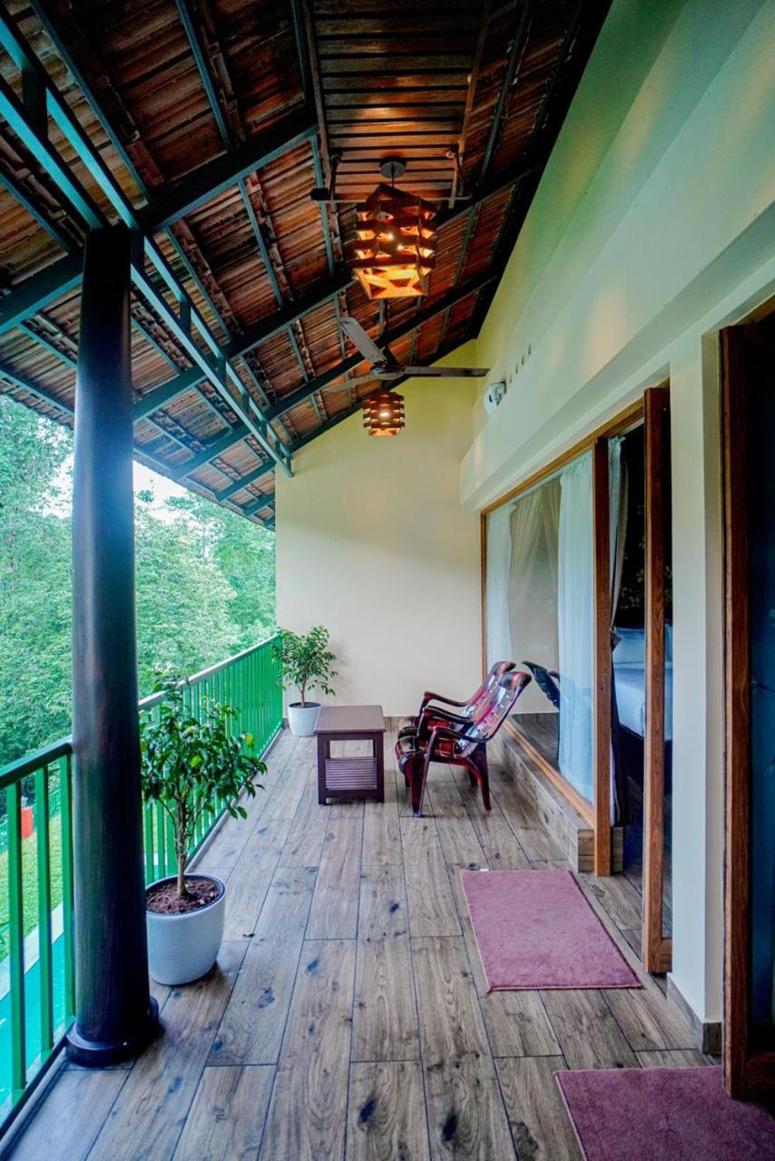 Suite with River View - Photo 7