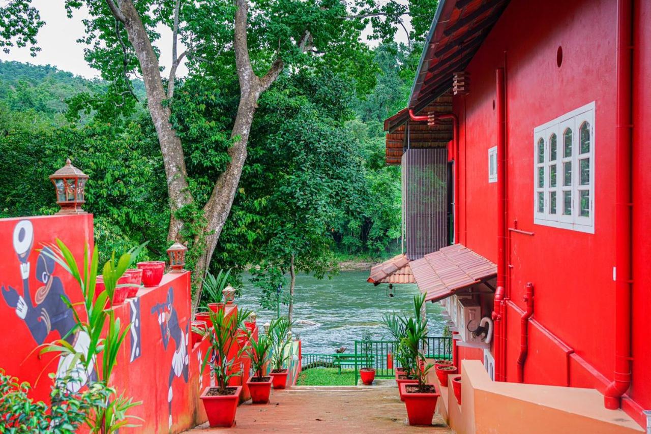 Suite with River View - Photo 6