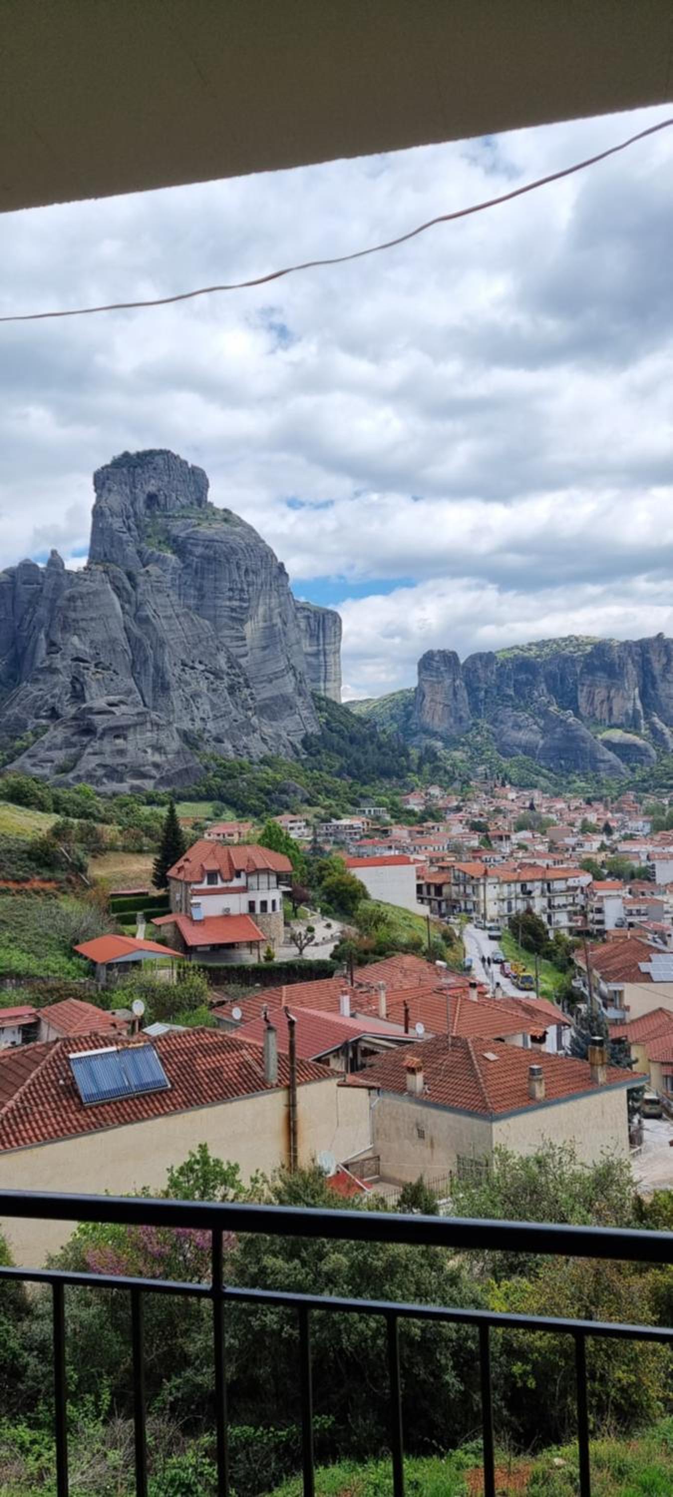 Double Room with Meteora View - Photo 11
