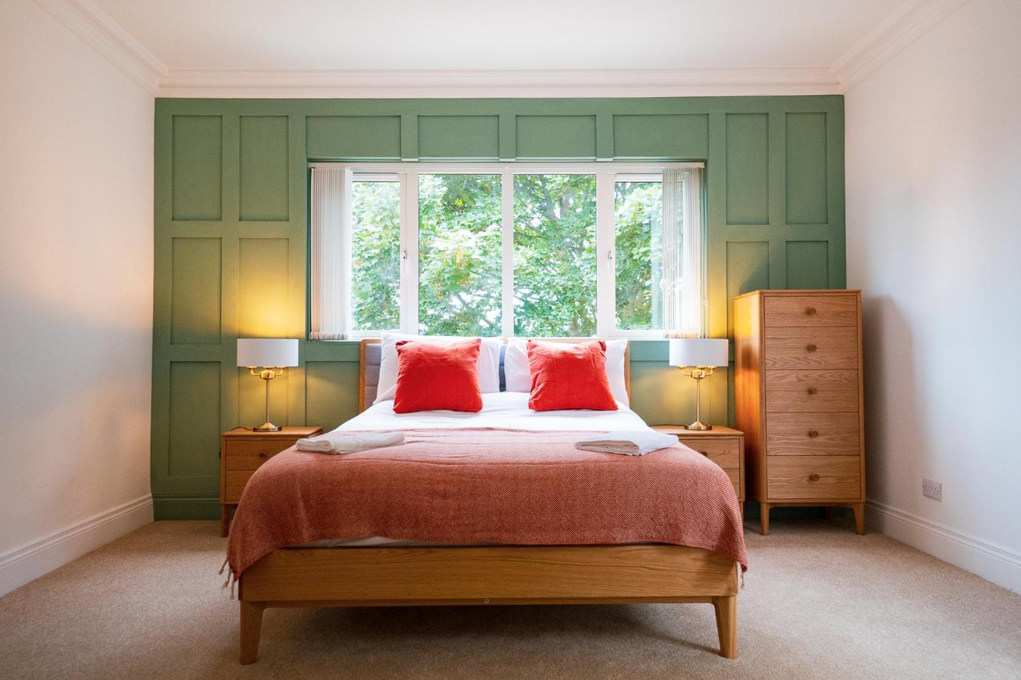 King Room with Mountain View photo 1