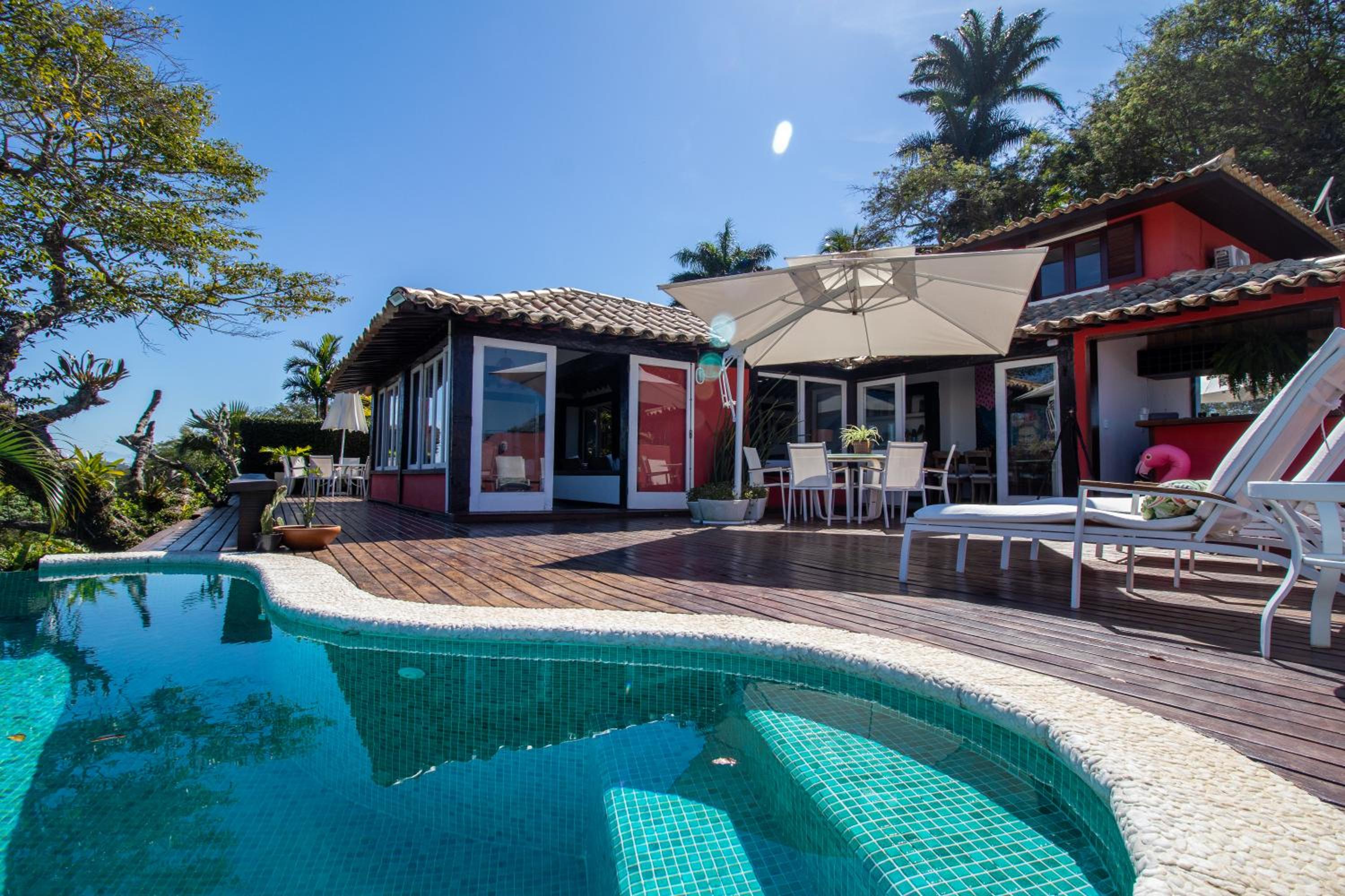 Villa photo 2