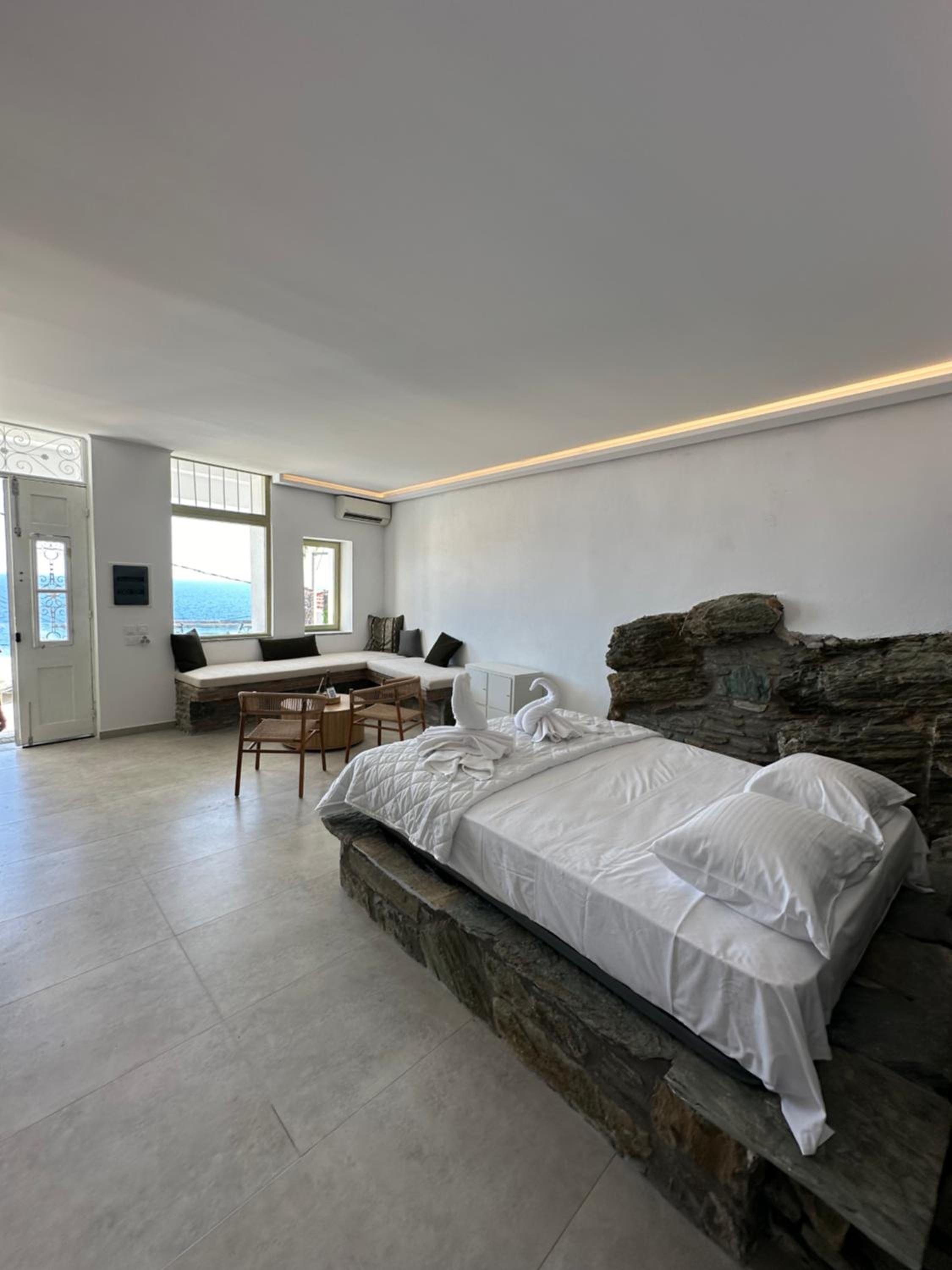 One-Bedroom House photo 1