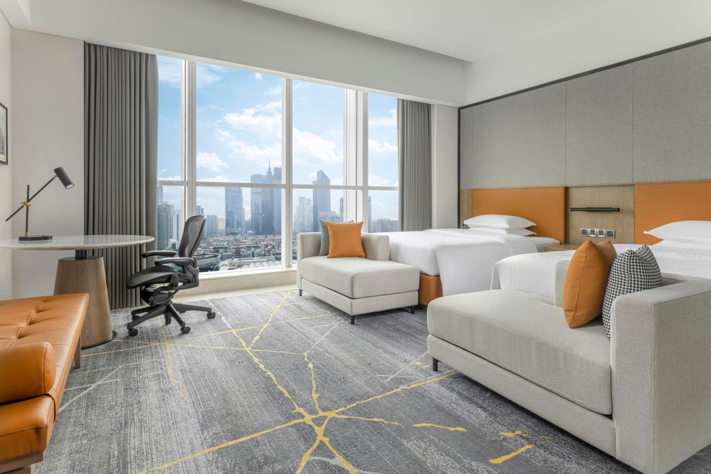 Deluxe, Guest room, 2 Twin/Single Bed(s), City view - Photo 1