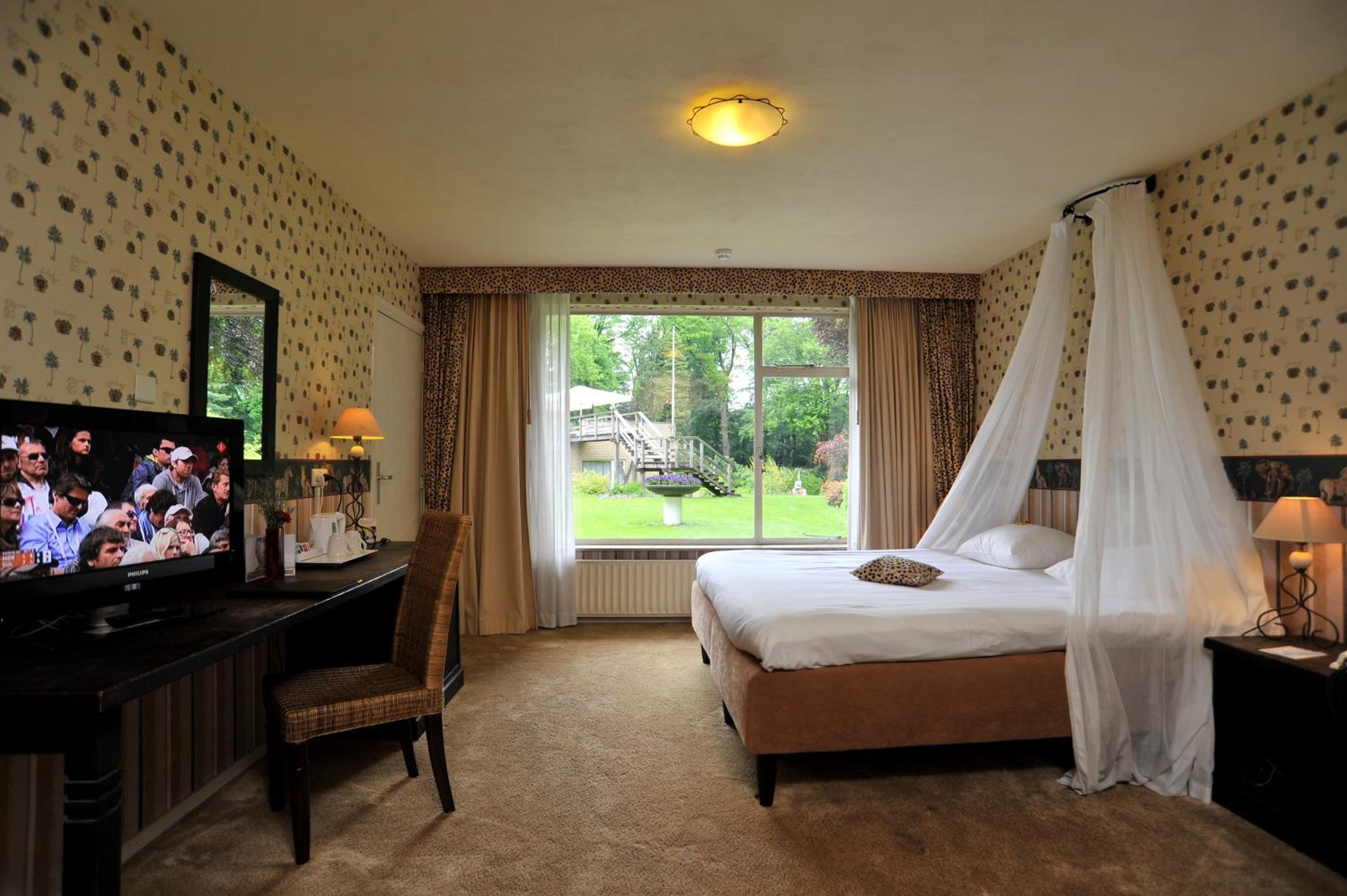 Suite - Photo 4
