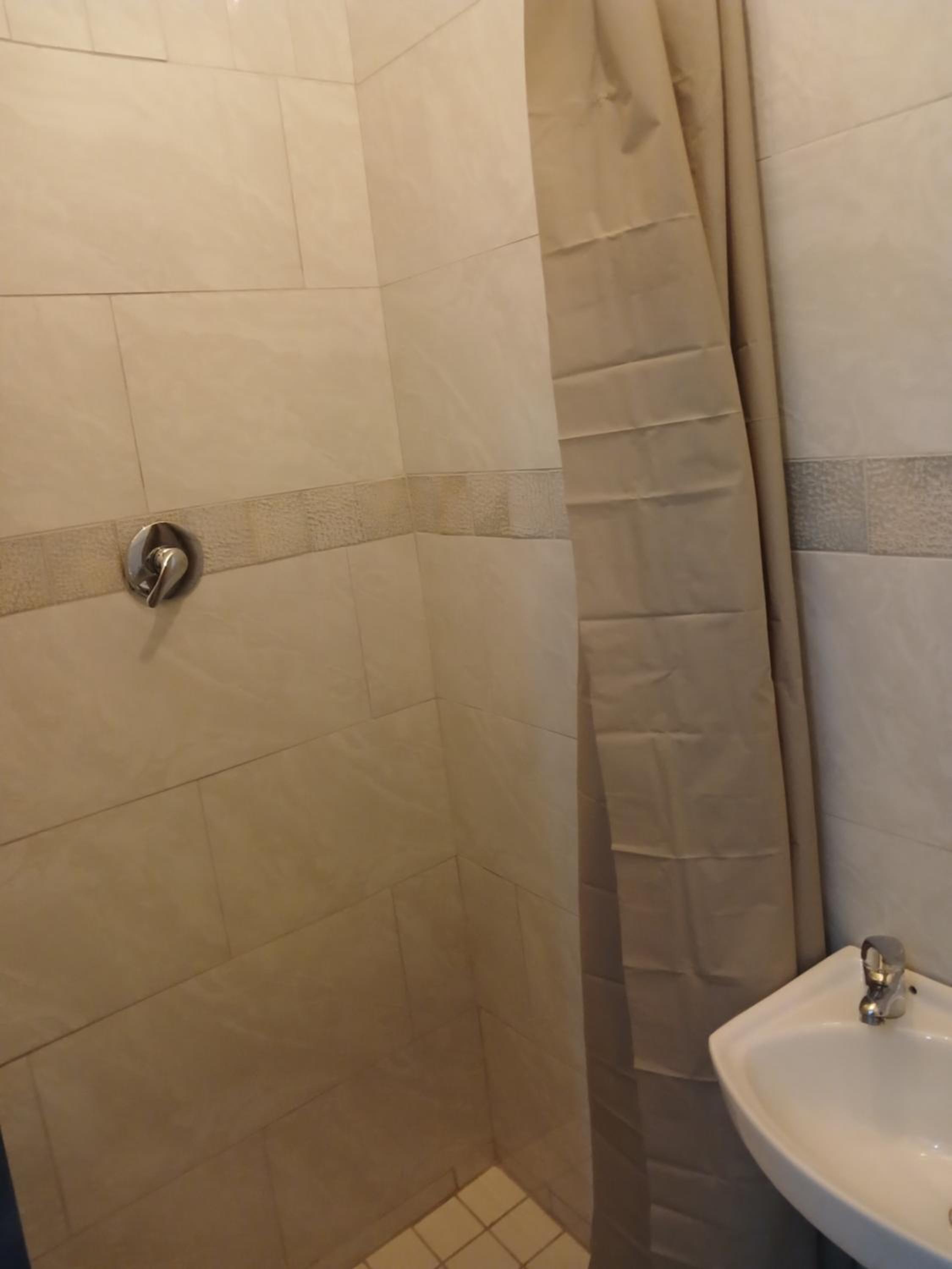 Deluxe King Suite photo 3