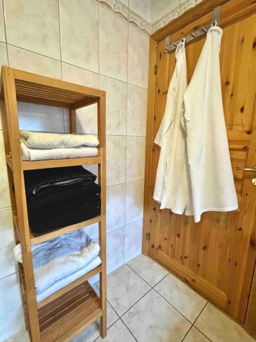 Three-Bedroom House photo 3