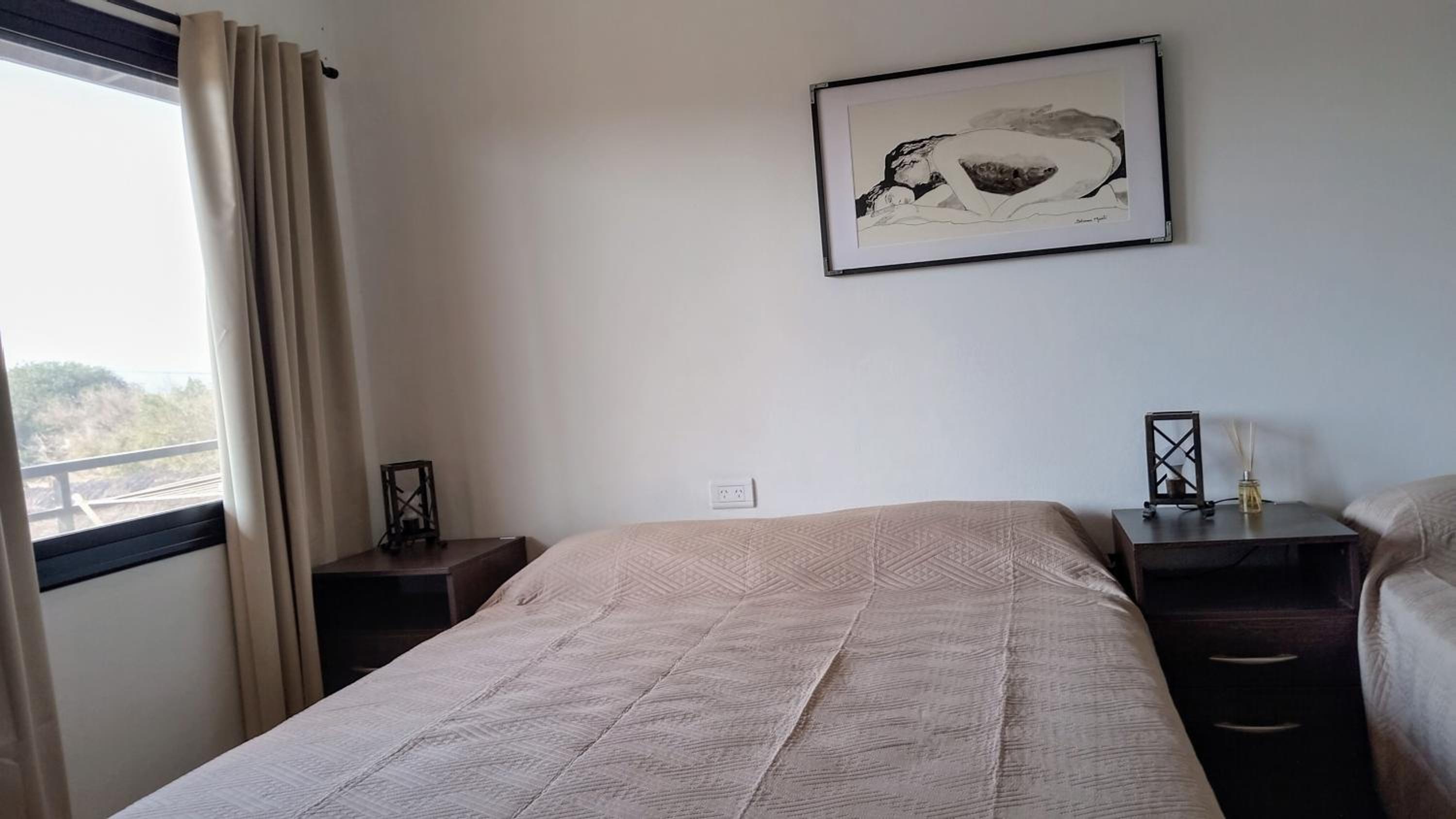 One-Bedroom Apartment photo 3