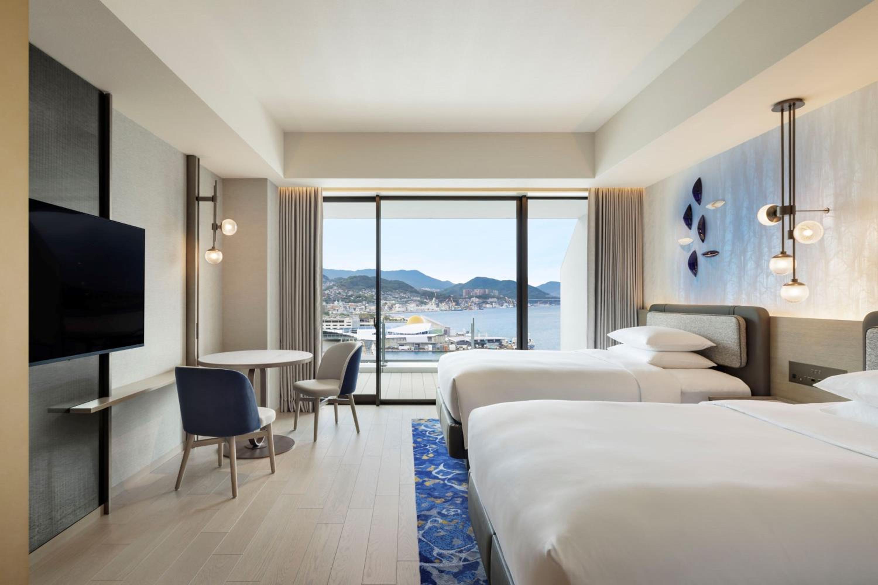 Premium Double Room with Two Double Beds and Harbor View - Photo 1