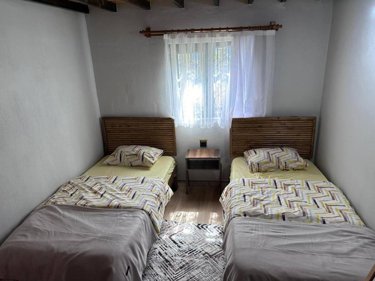 Bungalow photo 1