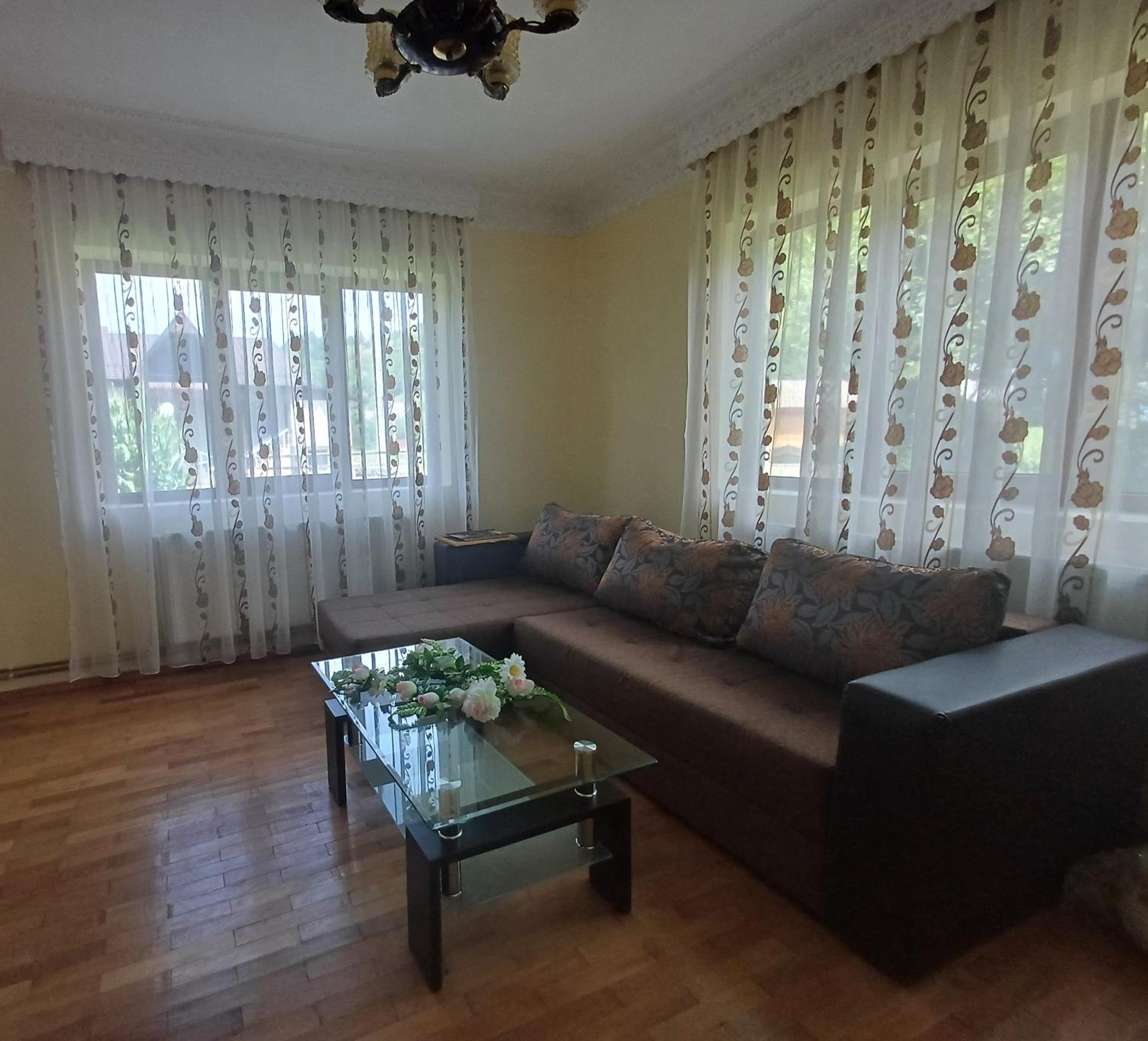Three-Bedroom Villa photo 1