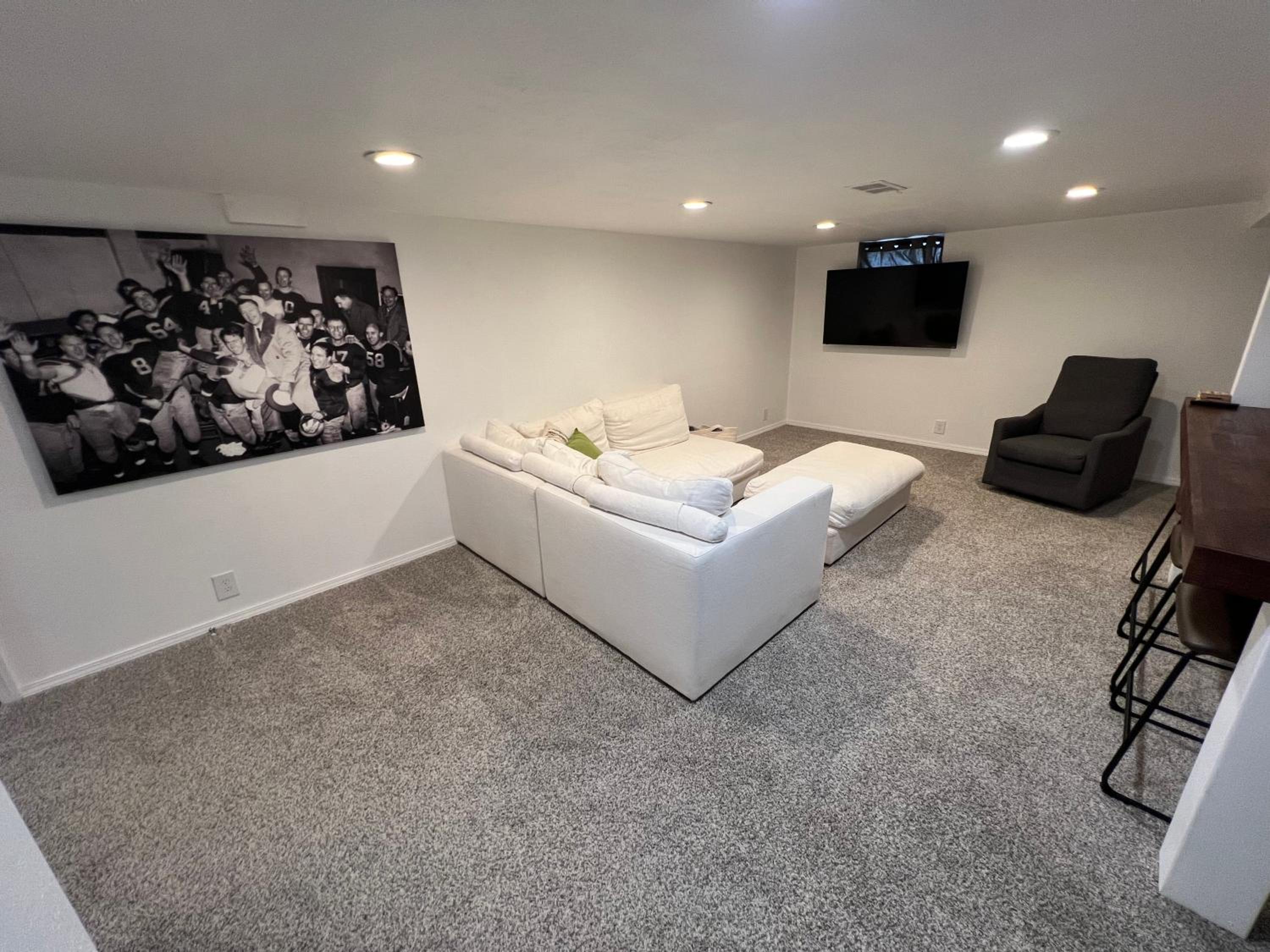 Four-Bedroom House photo 2