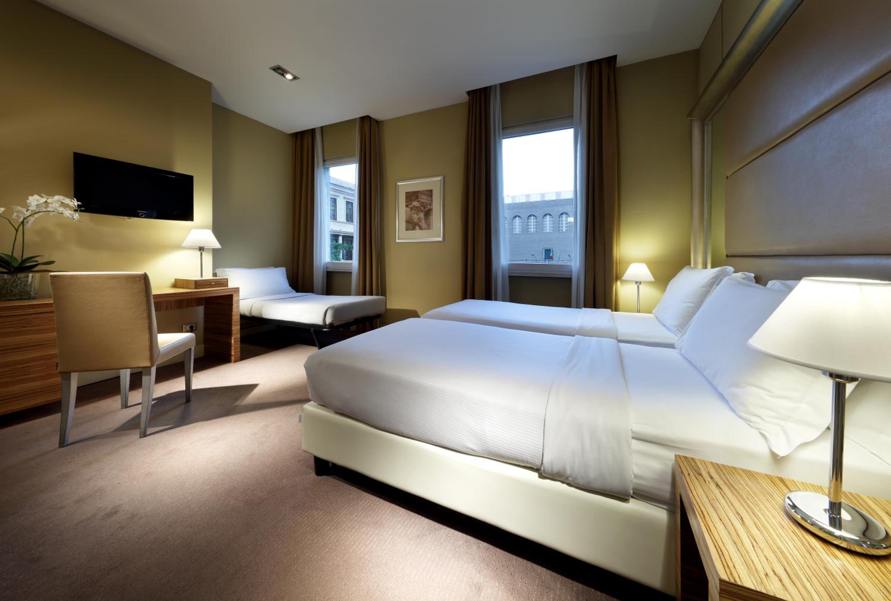 Deluxe Twin Room photo 1