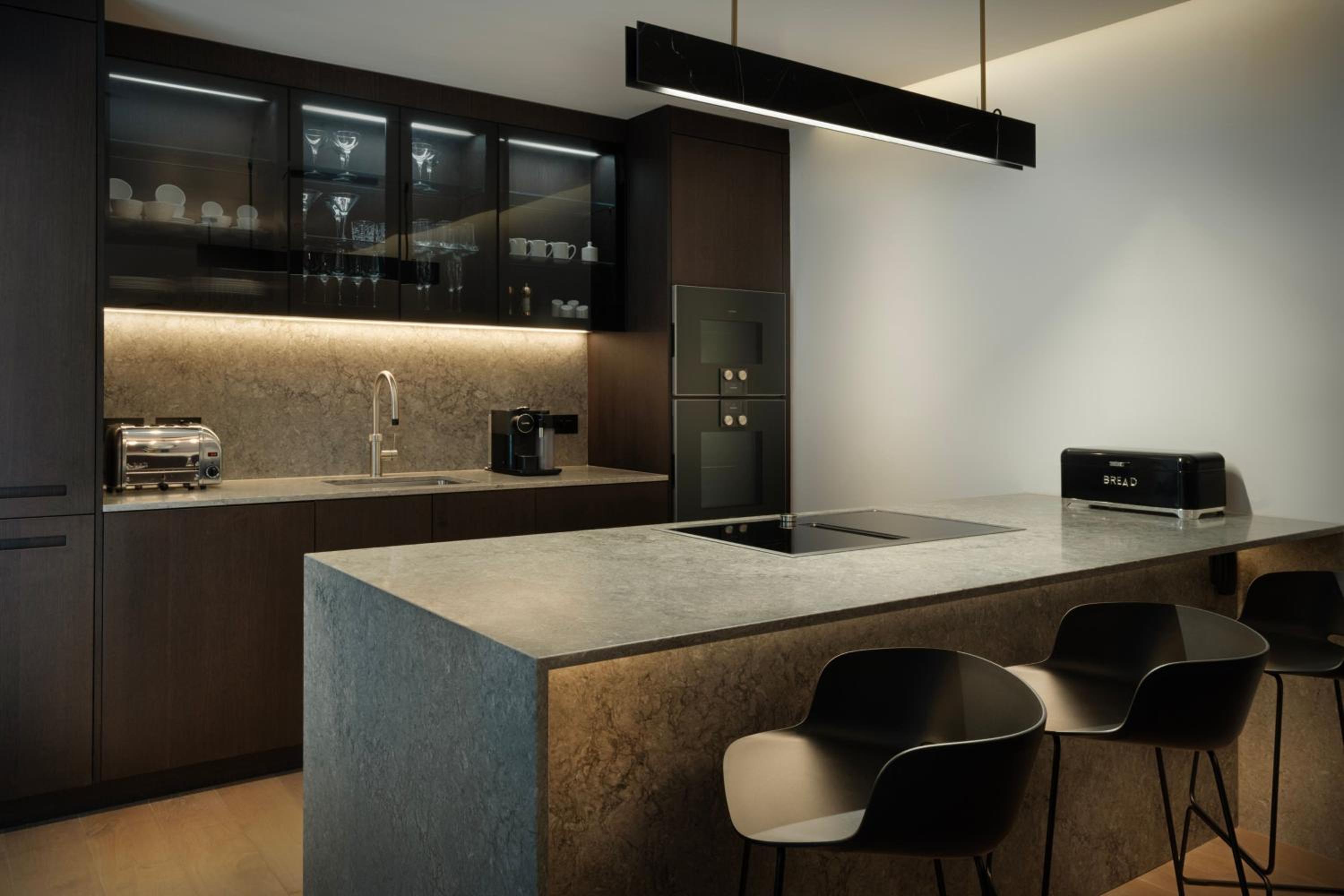 The Cadogan, Three-Bedroom Residence