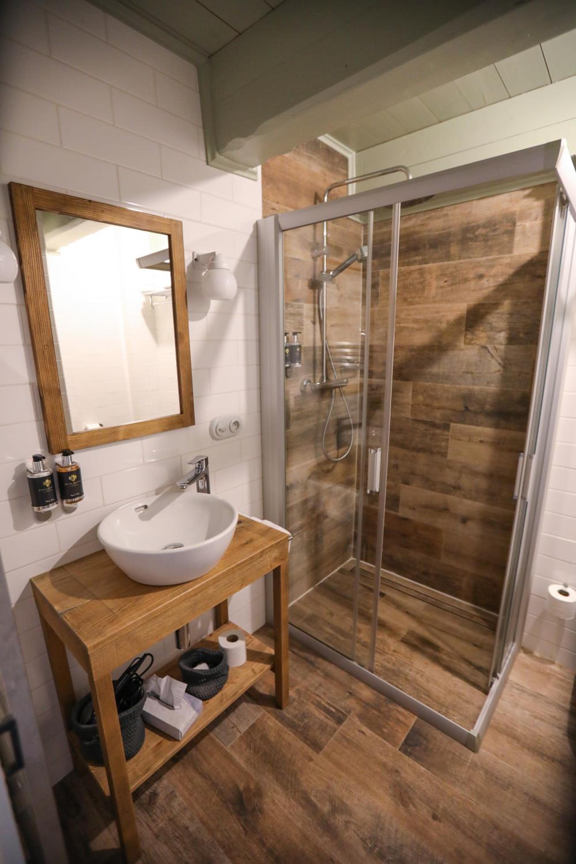 Deluxe Triple Room photo 2