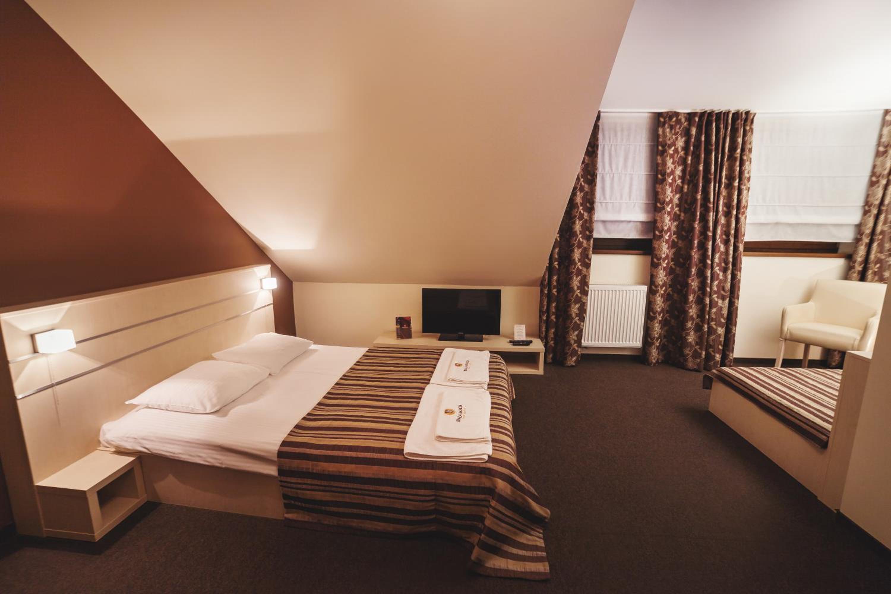 Double Room - Photo 1