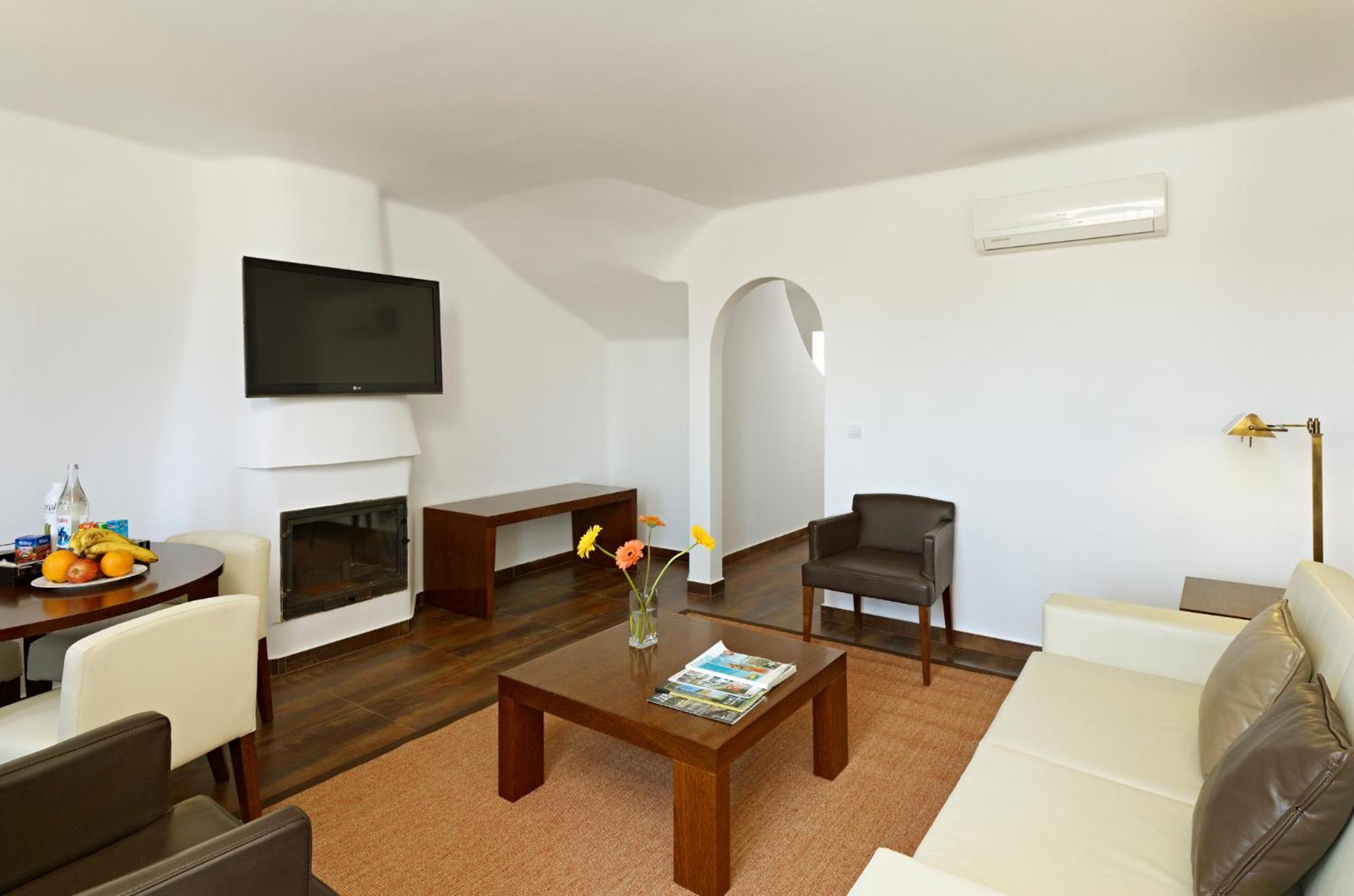 Duplex Apartment with Sea View - Photo 1