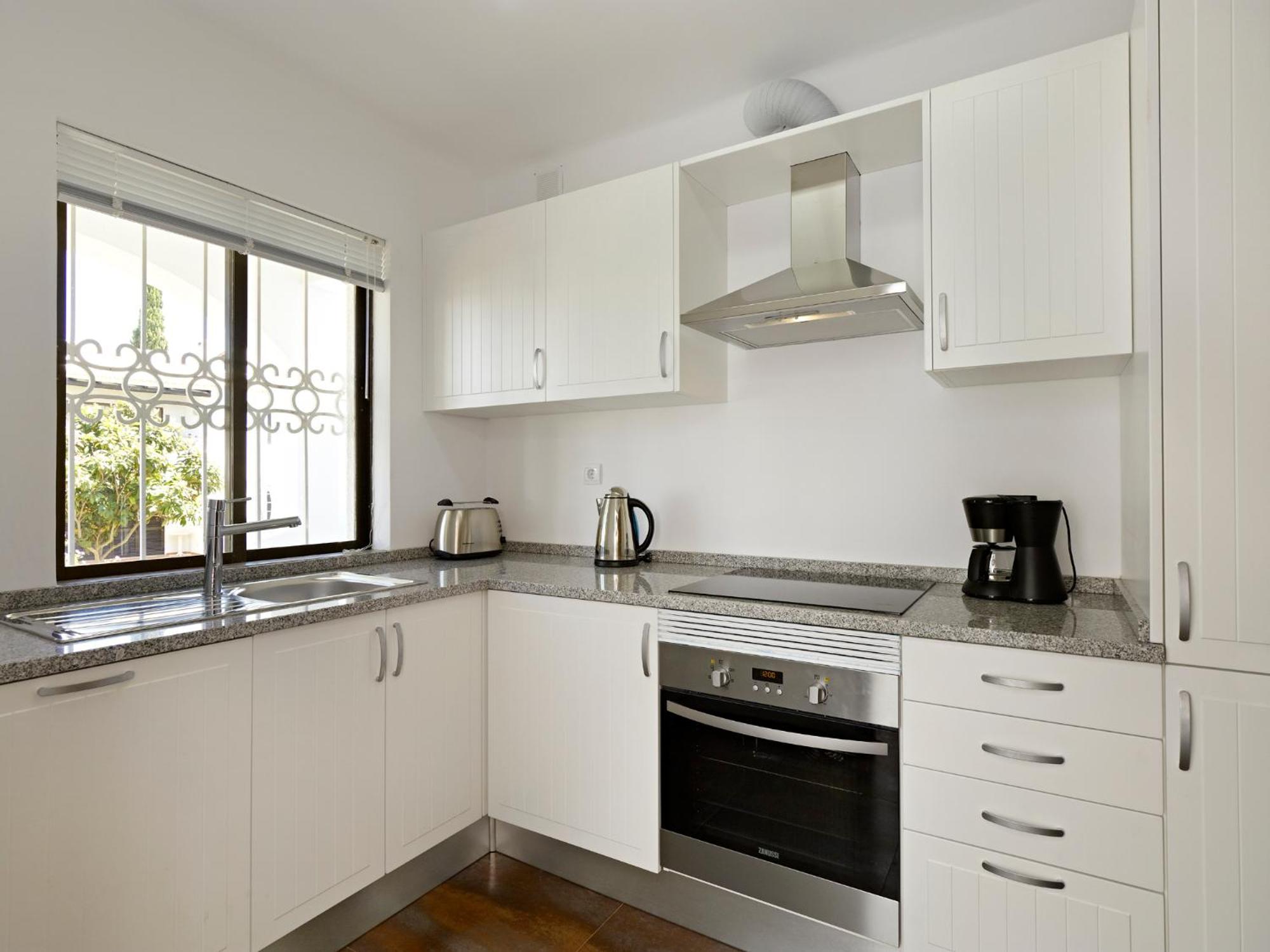 Duplex Apartment with Sea View - Photo 4