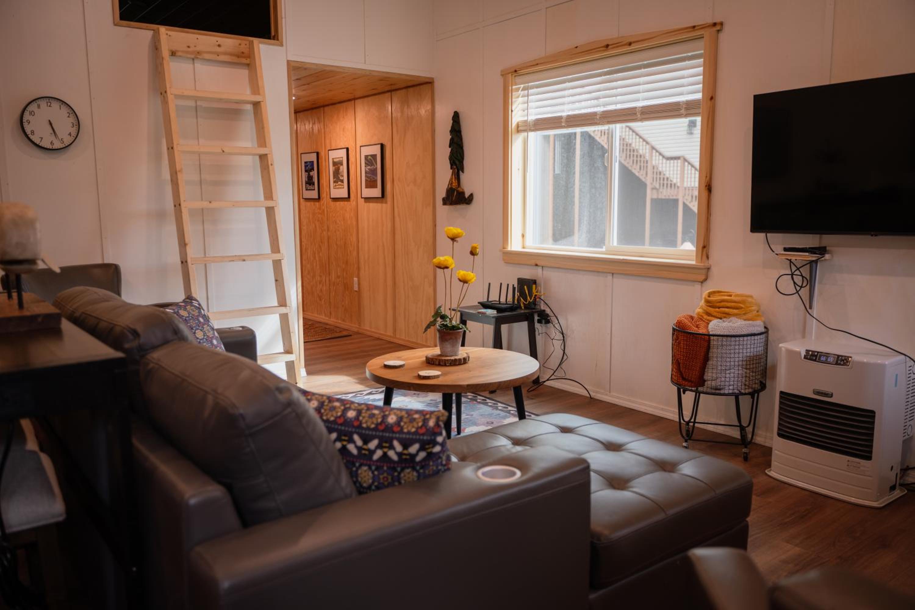 Three-Bedroom House photo 1