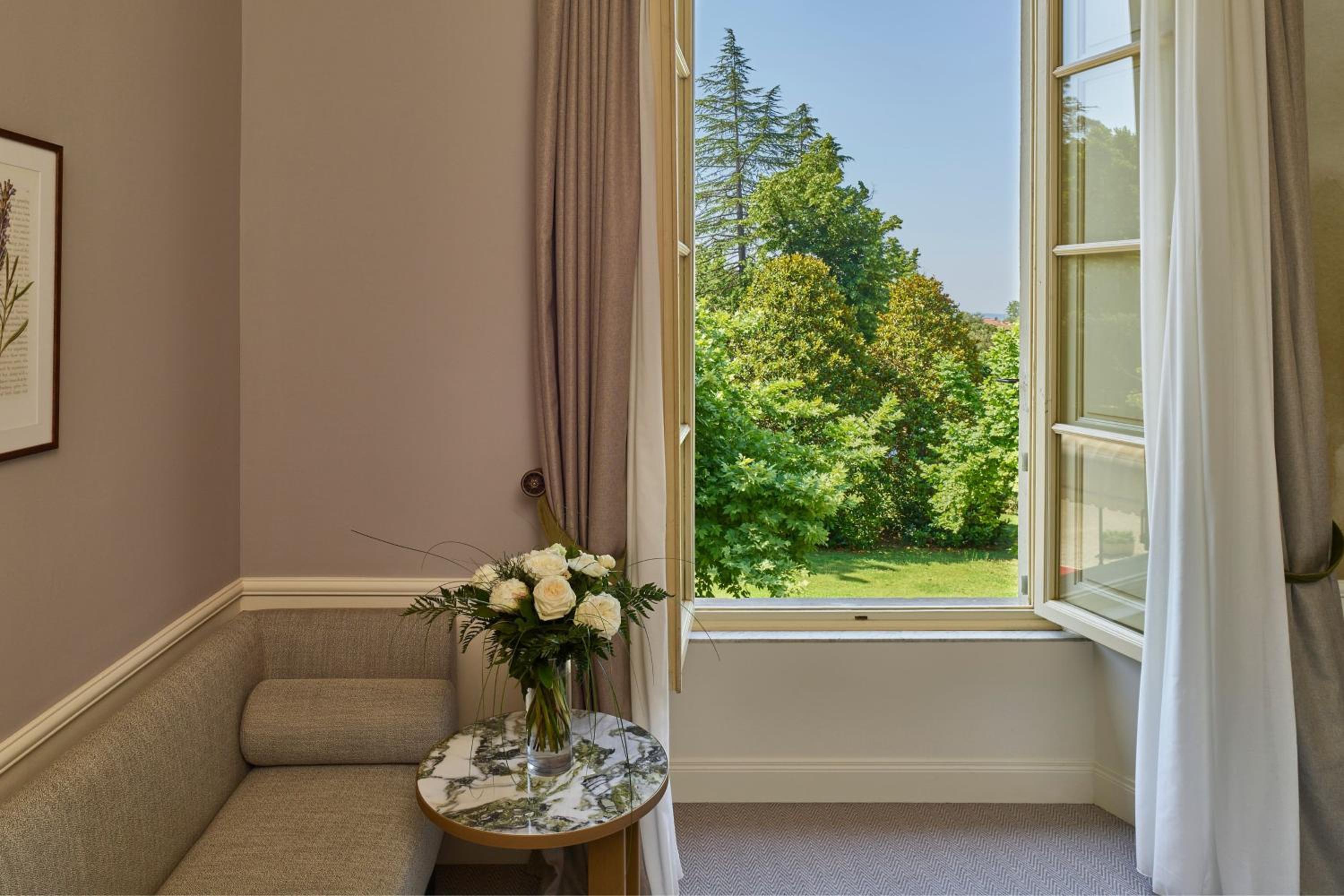 Deluxe Twin Room with Garden View