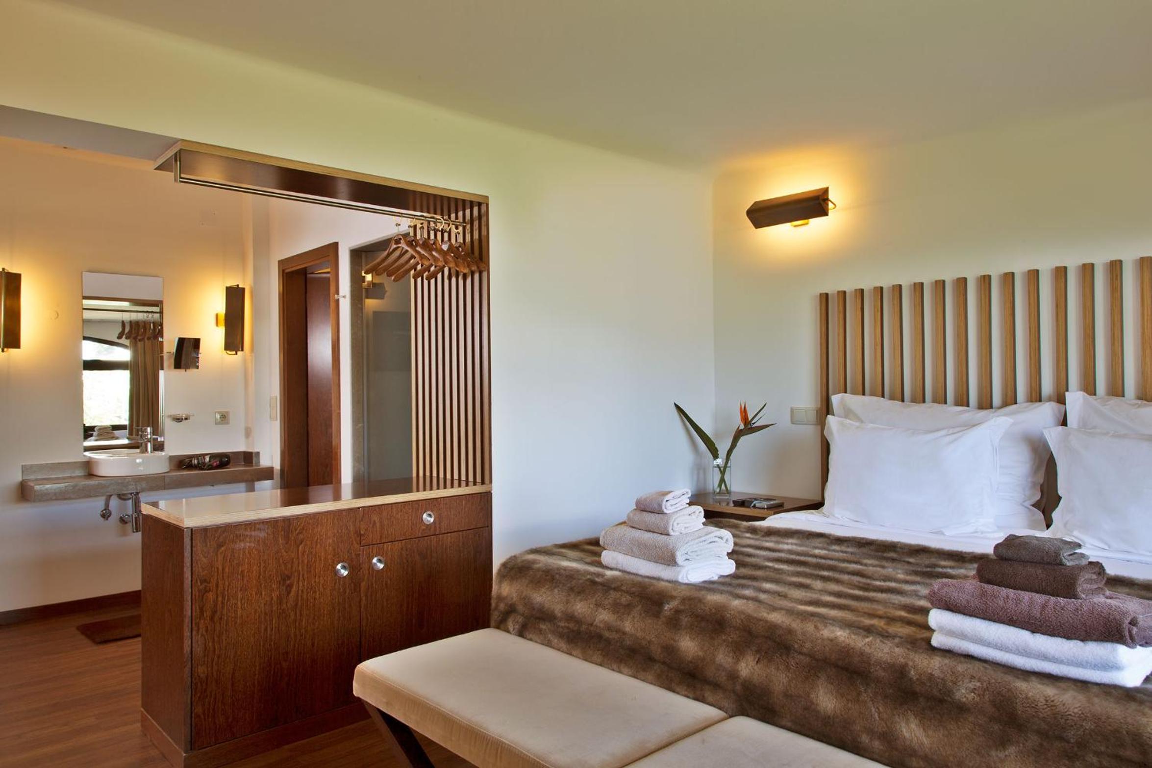 Double Room - Photo 7
