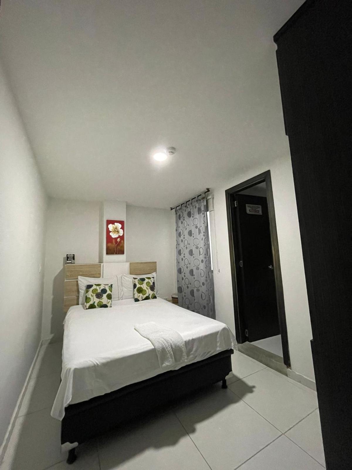 Deluxe Single Room photo 3