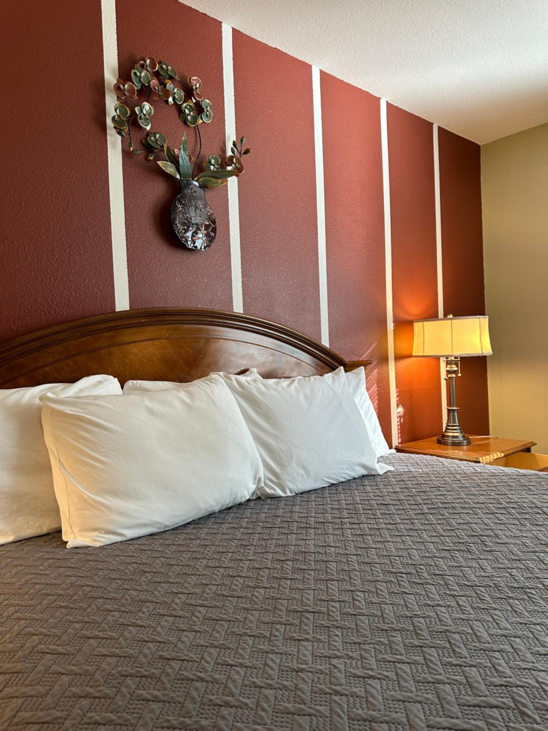 Single King Bed