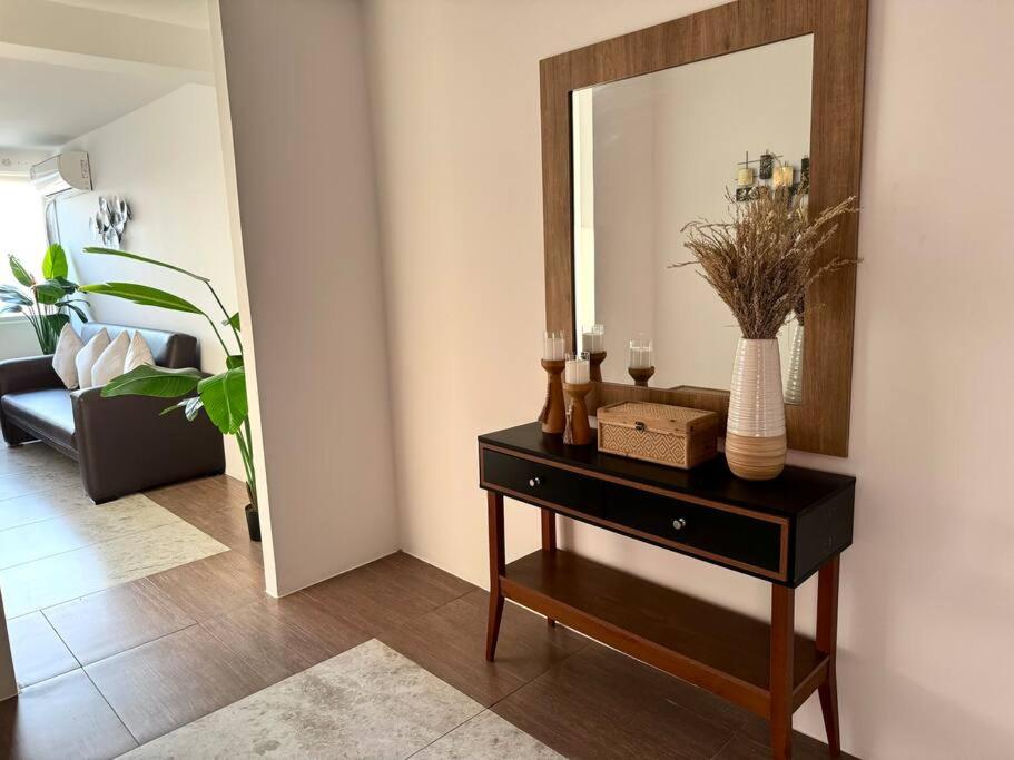 One-Bedroom Apartment photo 3