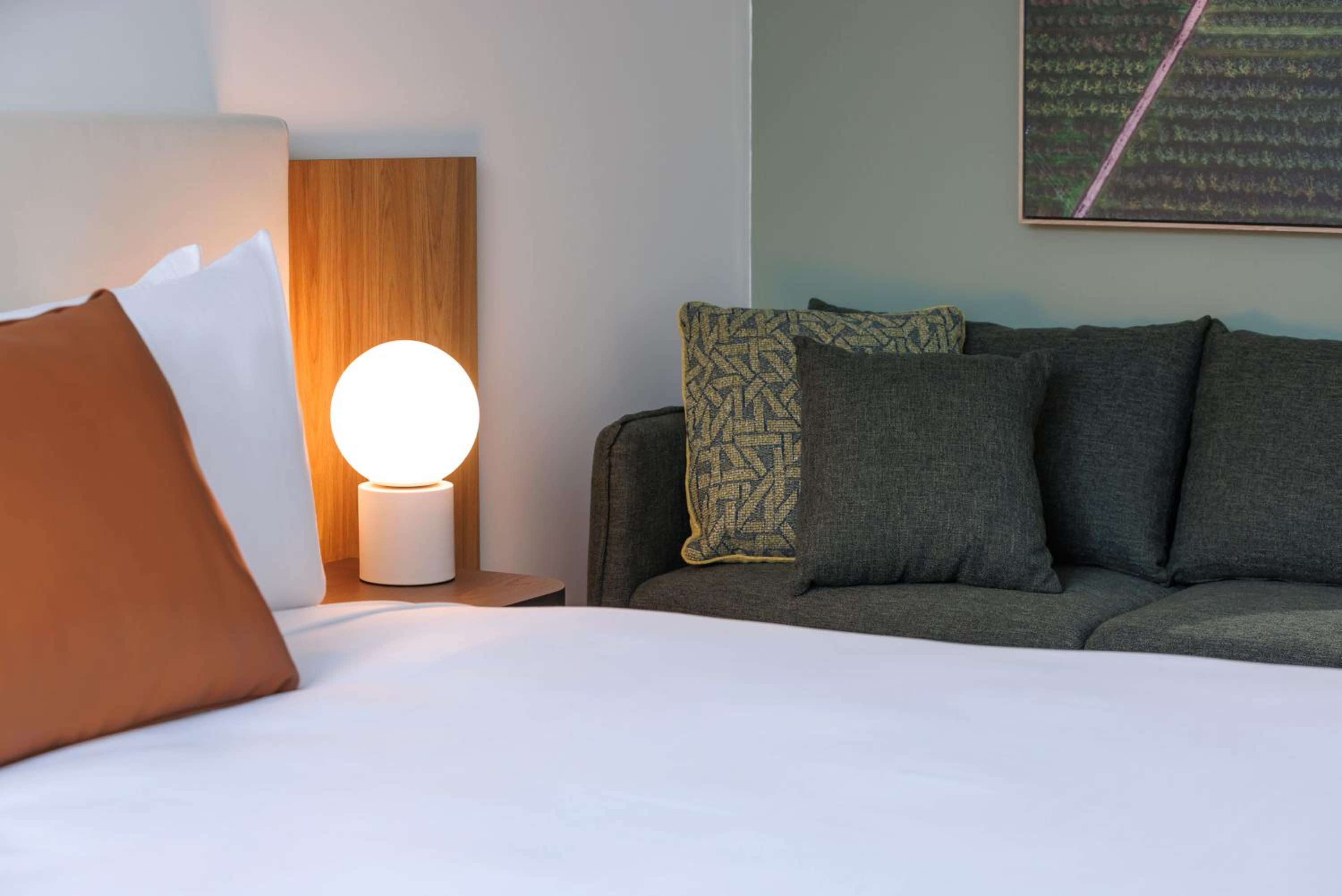 Adjoining Veriu Suites photo 1