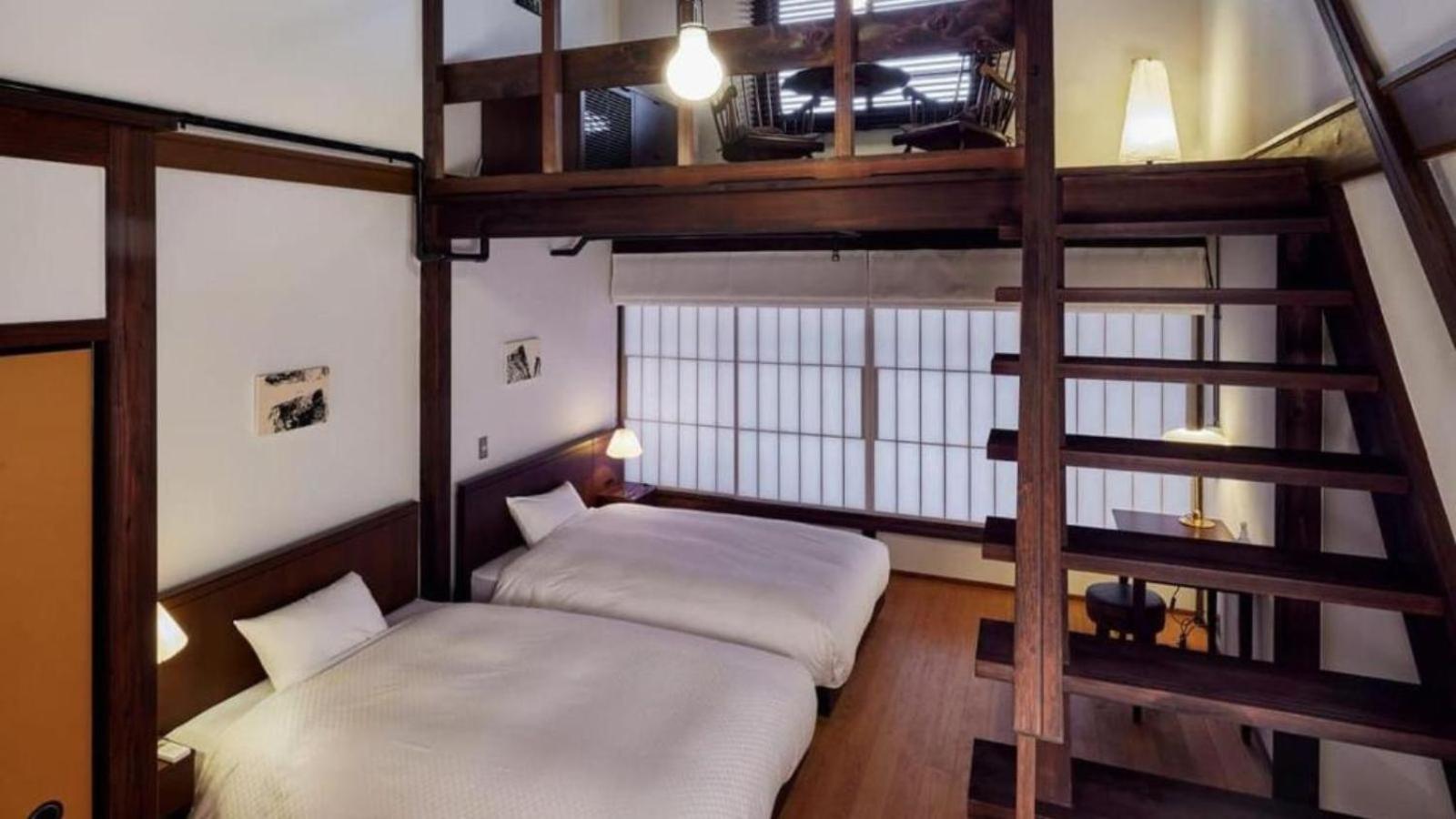 Standard Twin Room - Photo 3