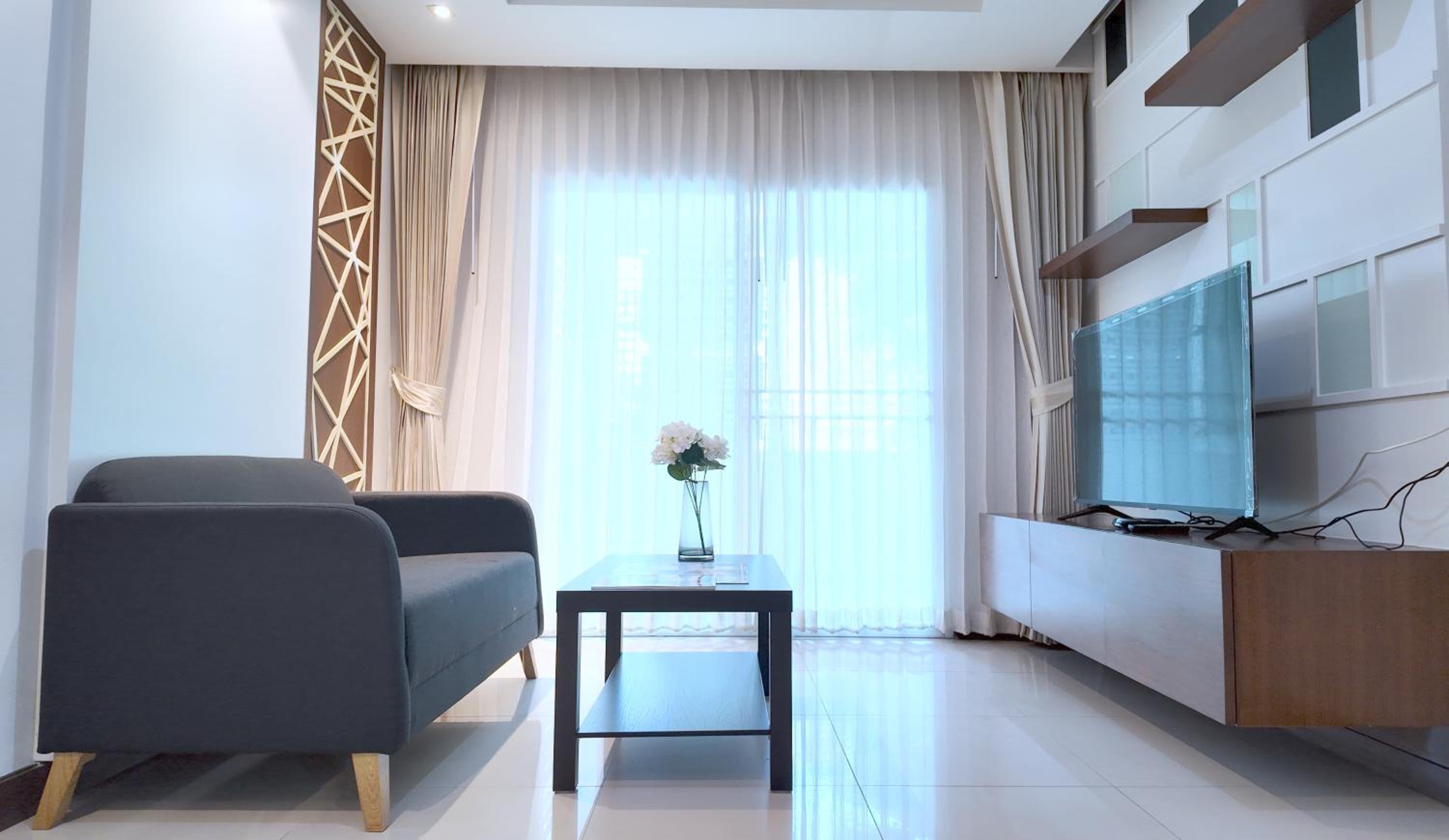 One Bedroom Deluxe photo 2