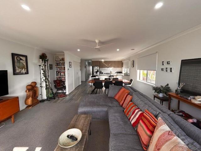 Three-Bedroom Apartment photo 1
