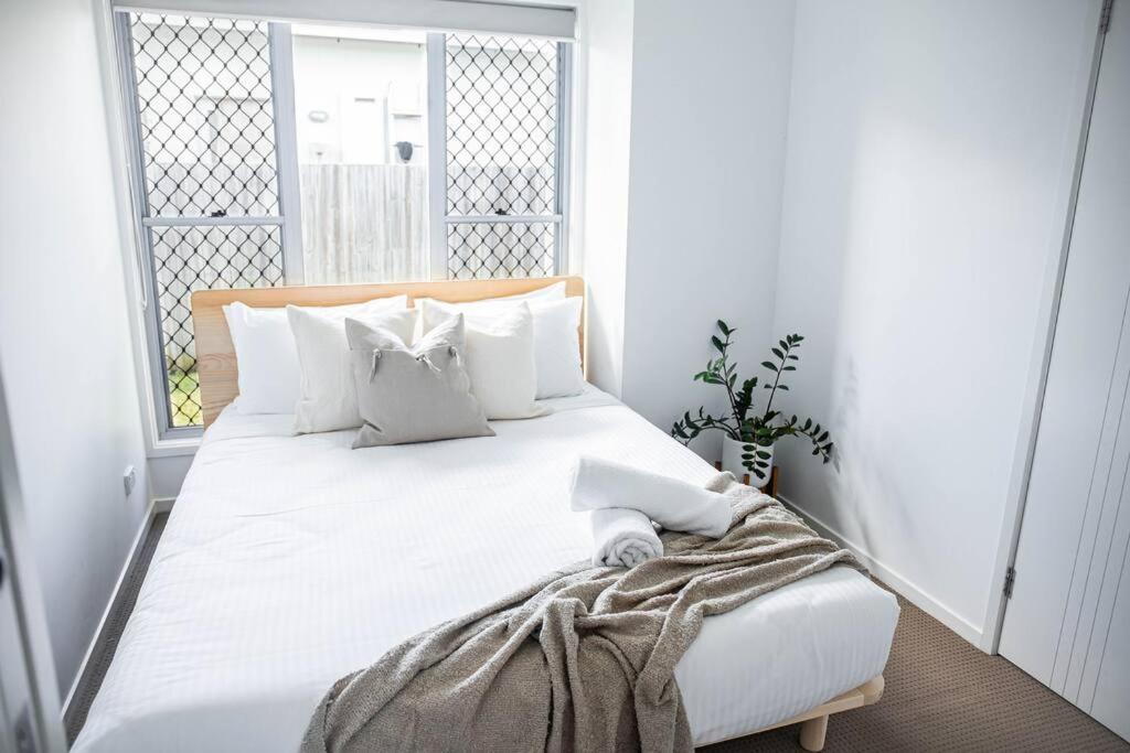 Three-Bedroom House photo 1