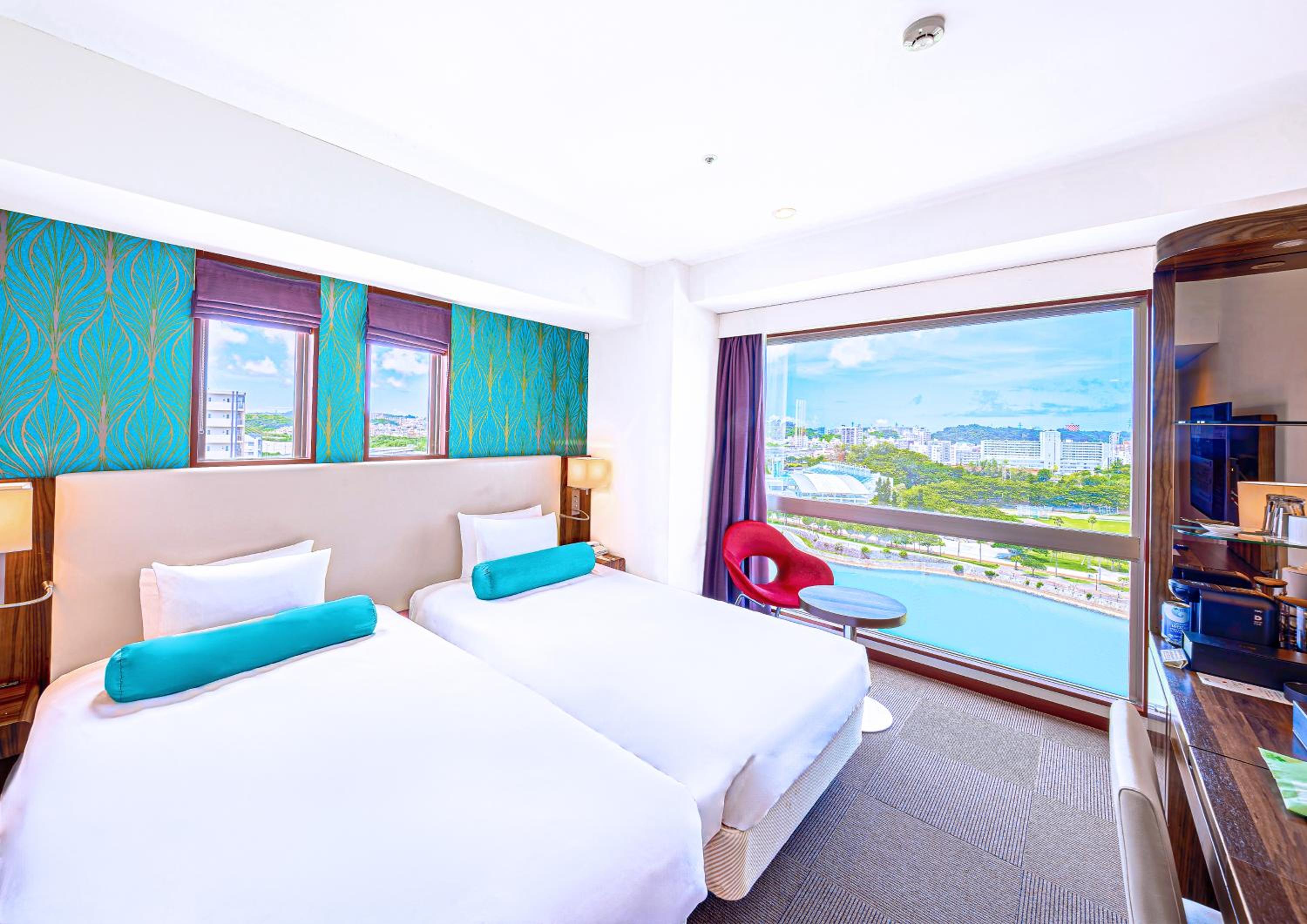 Superior Twin Room with River View - Photo 10