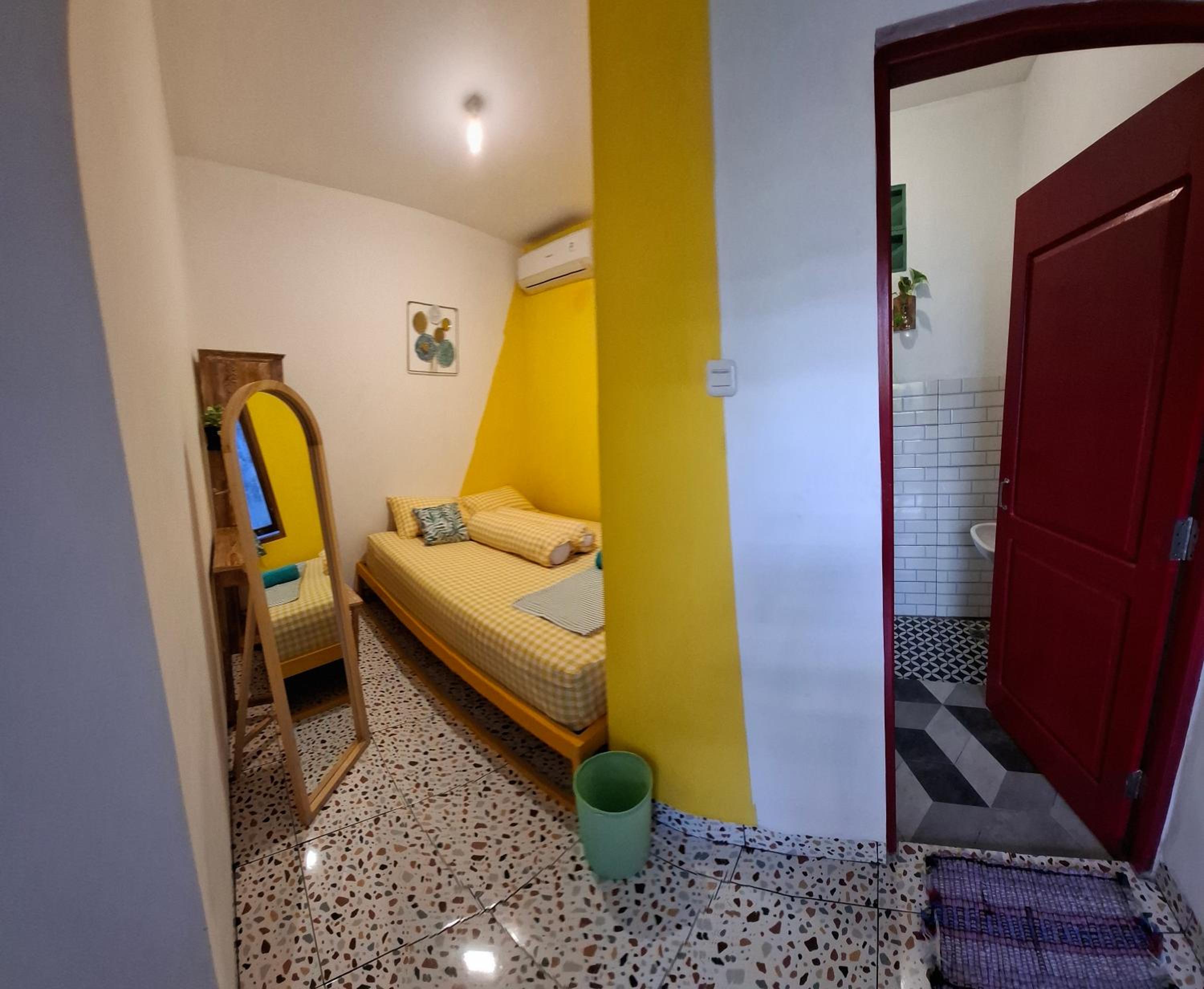 Double Room with Private Bathroom photo 3