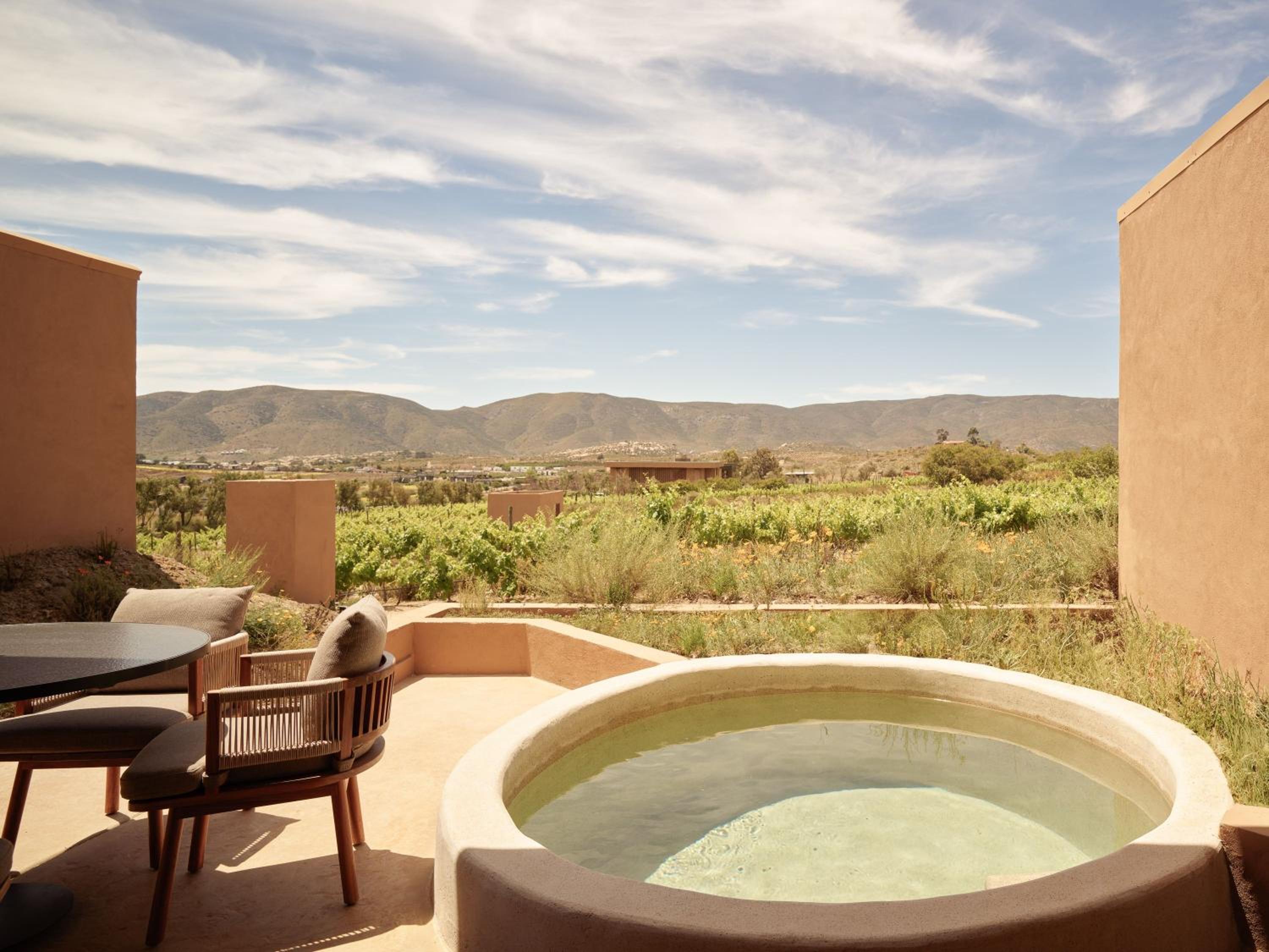 Serenity Pool Suite King - Photo 7